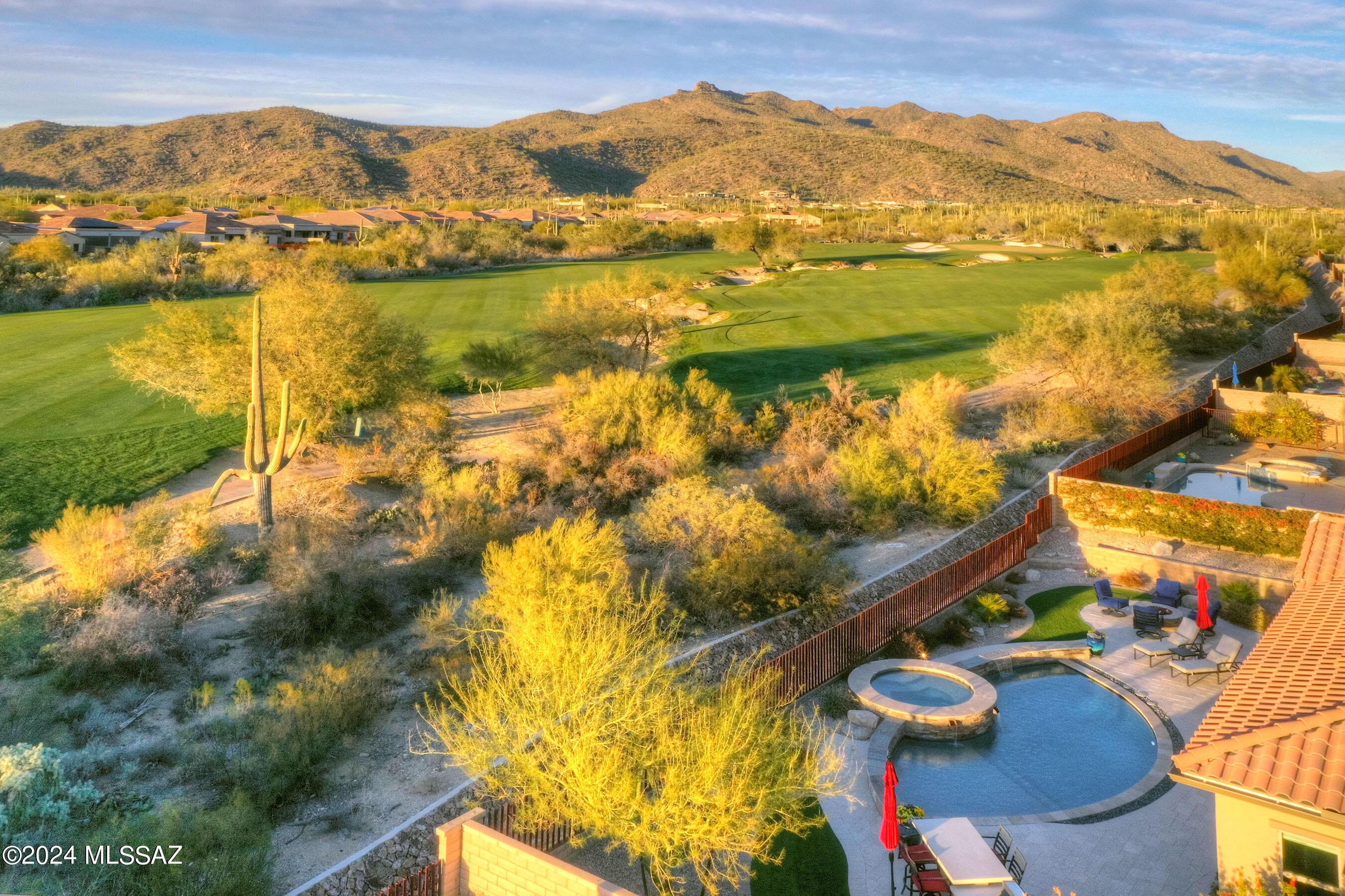 Los Saguaros At Dove Mountain SQ20121640199 - Residential