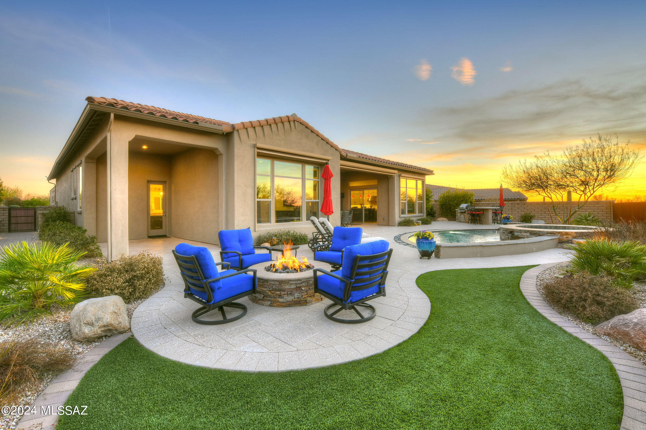 Los Saguaros At Dove Mountain SQ20121640199 - Residential