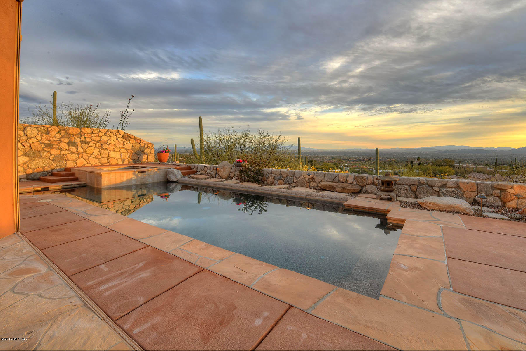 The Summit at Finger Rock (1-36) - Residential