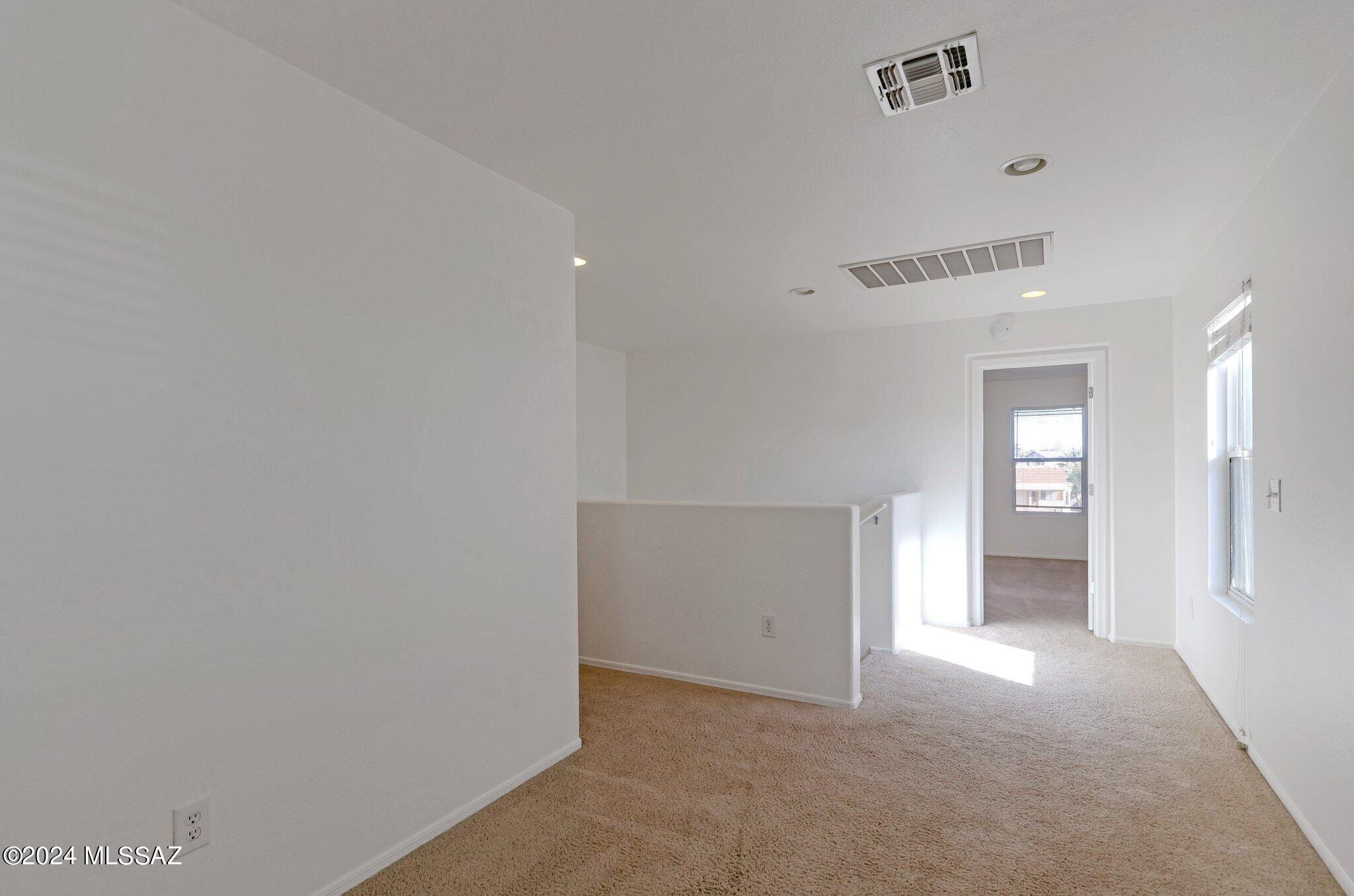 Mariposa Trail - Residential Lease