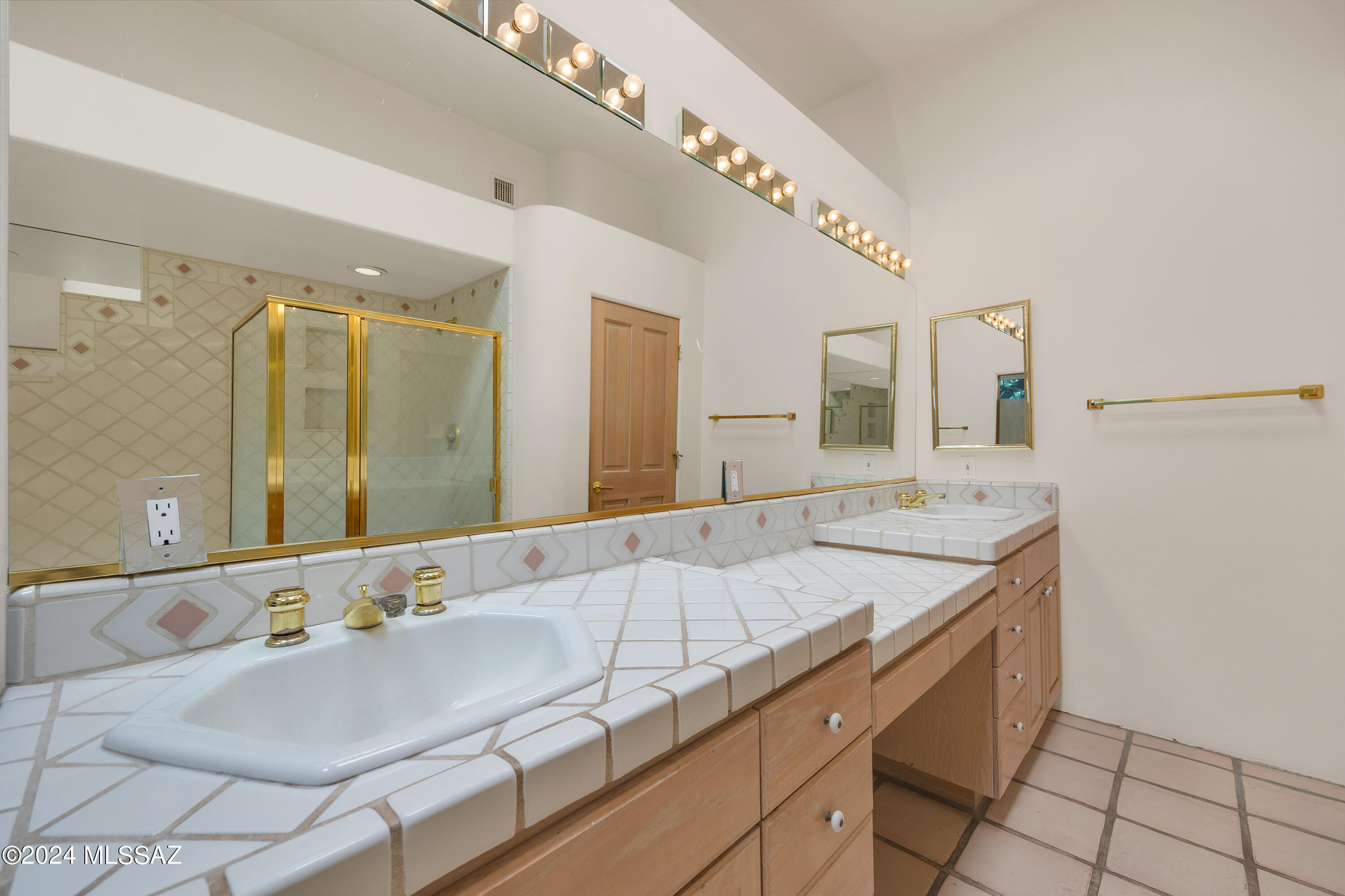 Ventana Canyon Estates (110-148, 179-185) - Residential