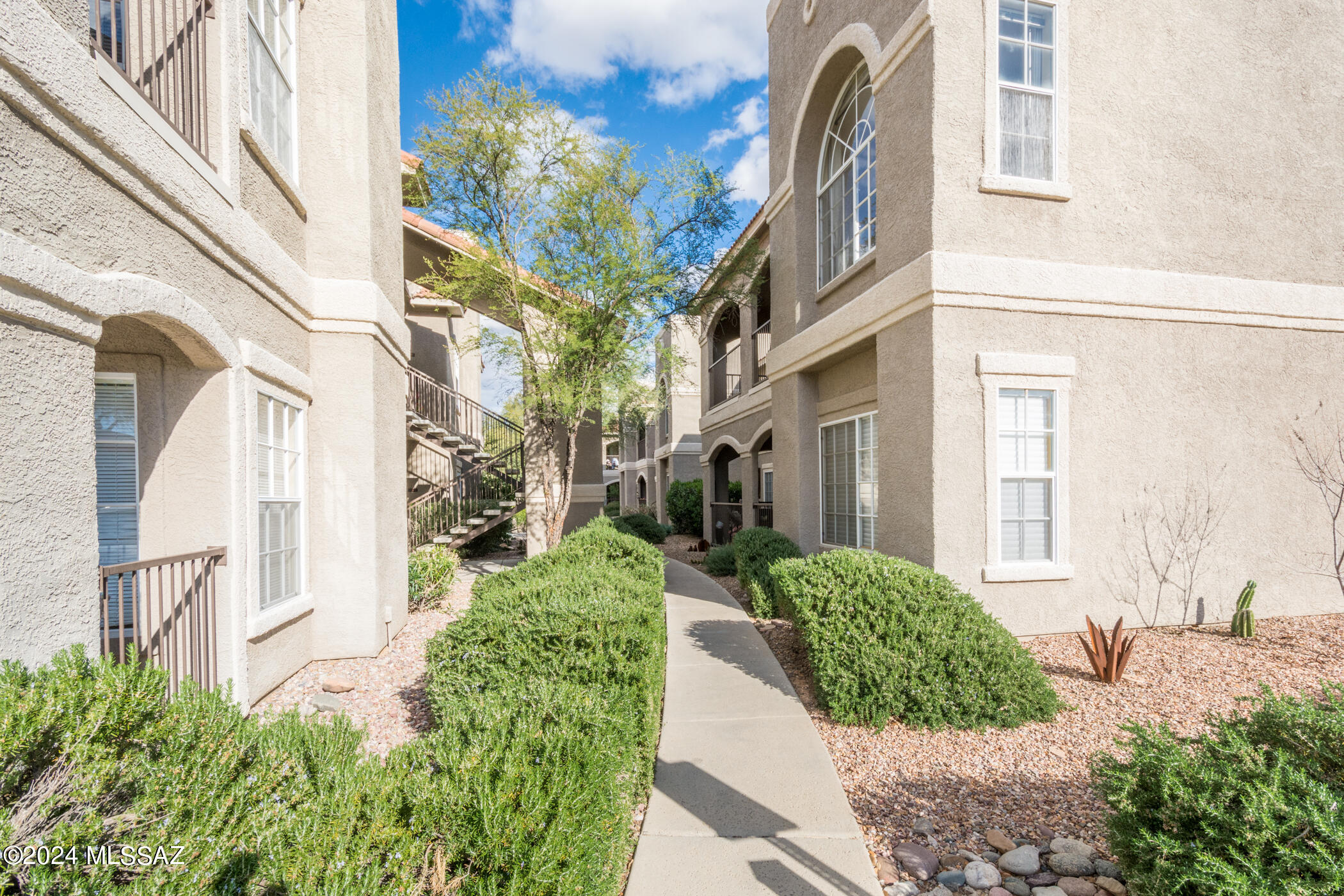 The Boulders at La Reserve Condominiums - Residential