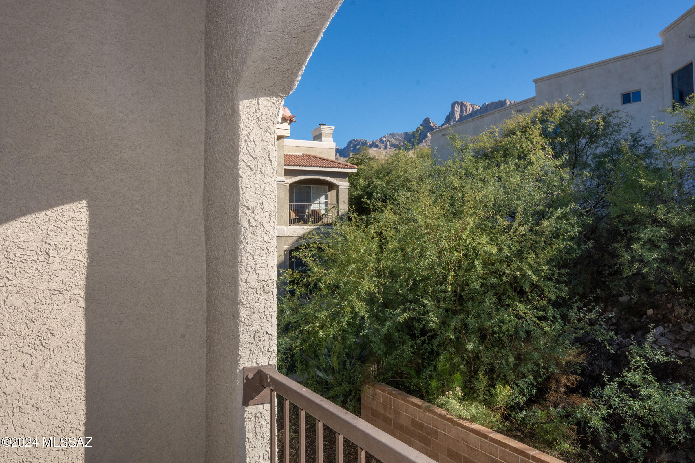 The Boulders at La Reserve Condominiums - Residential