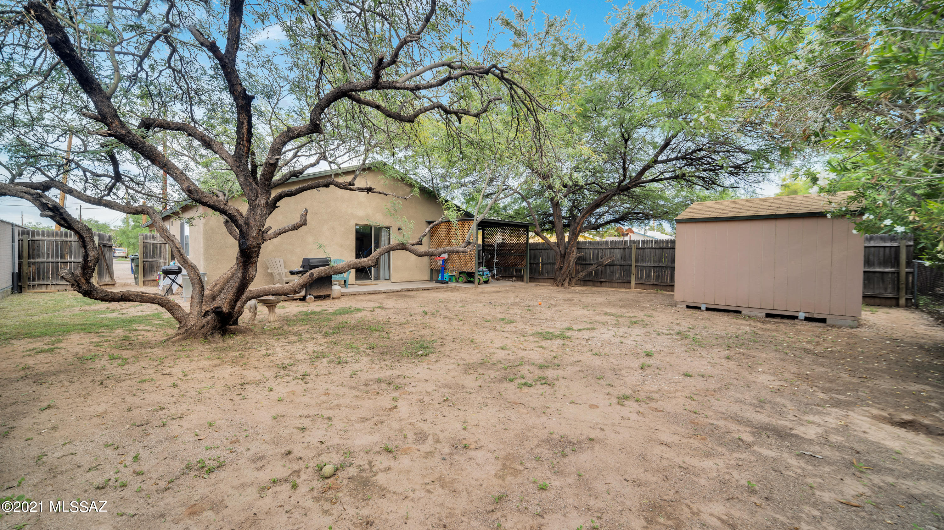 Granada Park - Residential