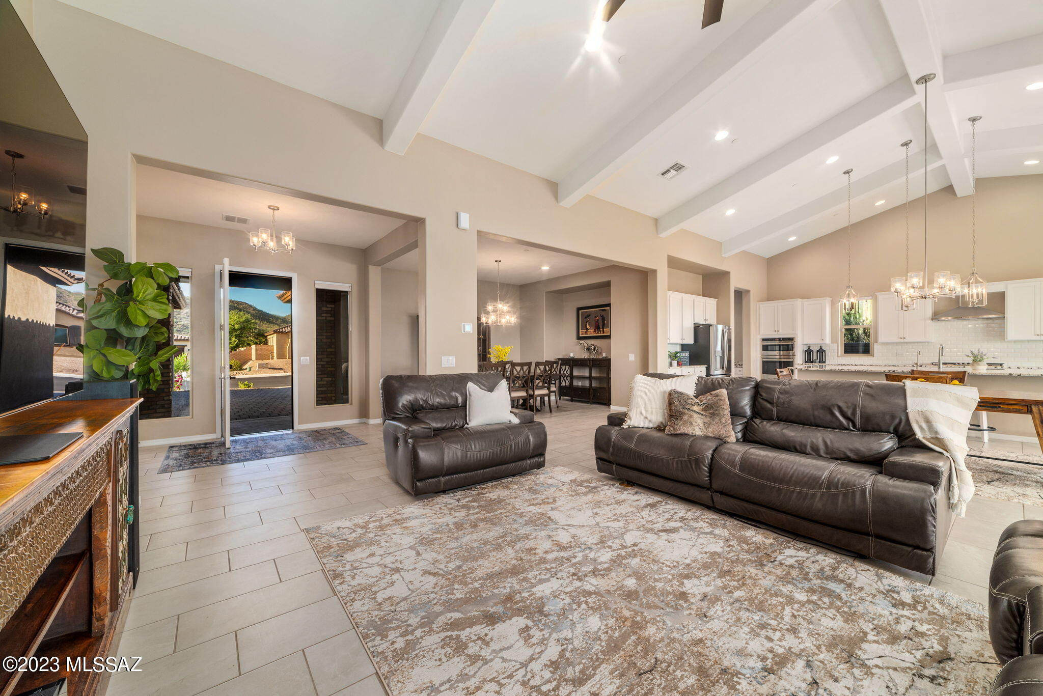 Boulder Bridge Pass II At Dove Mountain SQ20143250154 - Residential