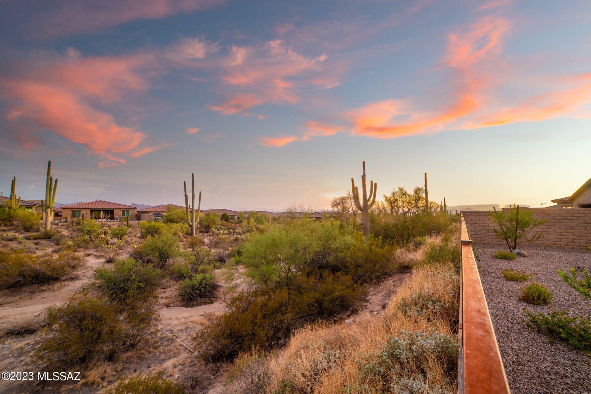 Boulder Bridge Pass II At Dove Mountain SQ20143250154 - Residential