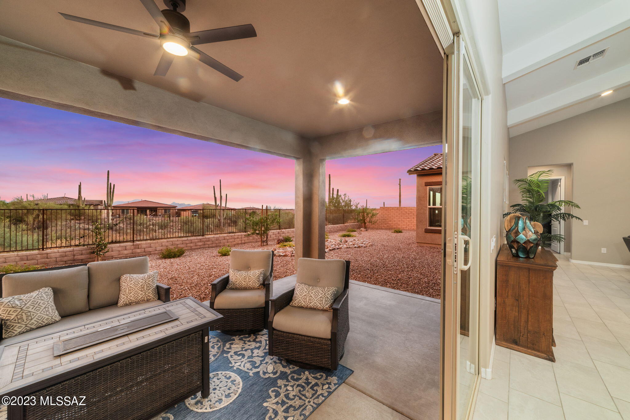 Boulder Bridge Pass II At Dove Mountain SQ20143250154 - Residential