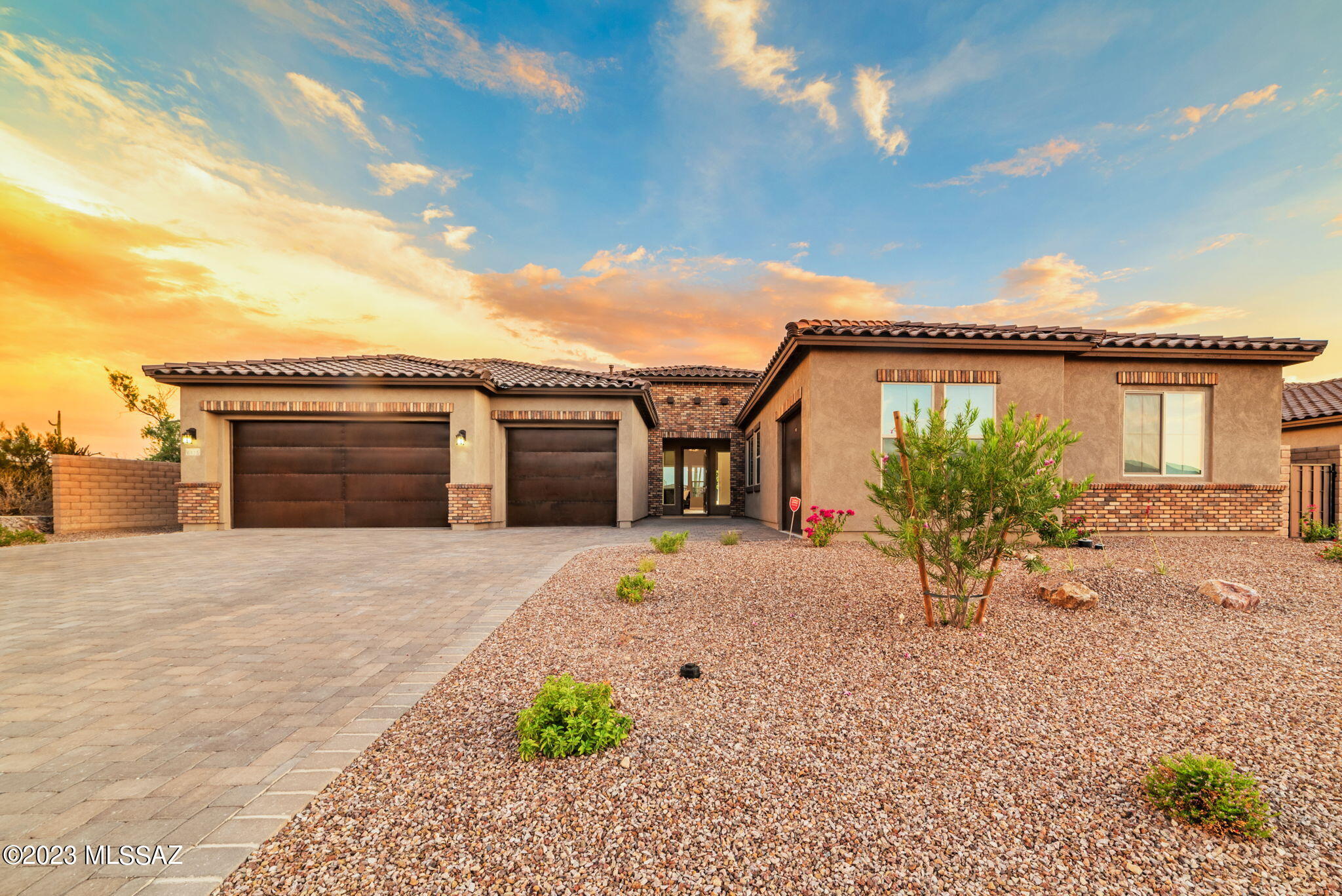 Boulder Bridge Pass II At Dove Mountain SQ20143250154 - Residential