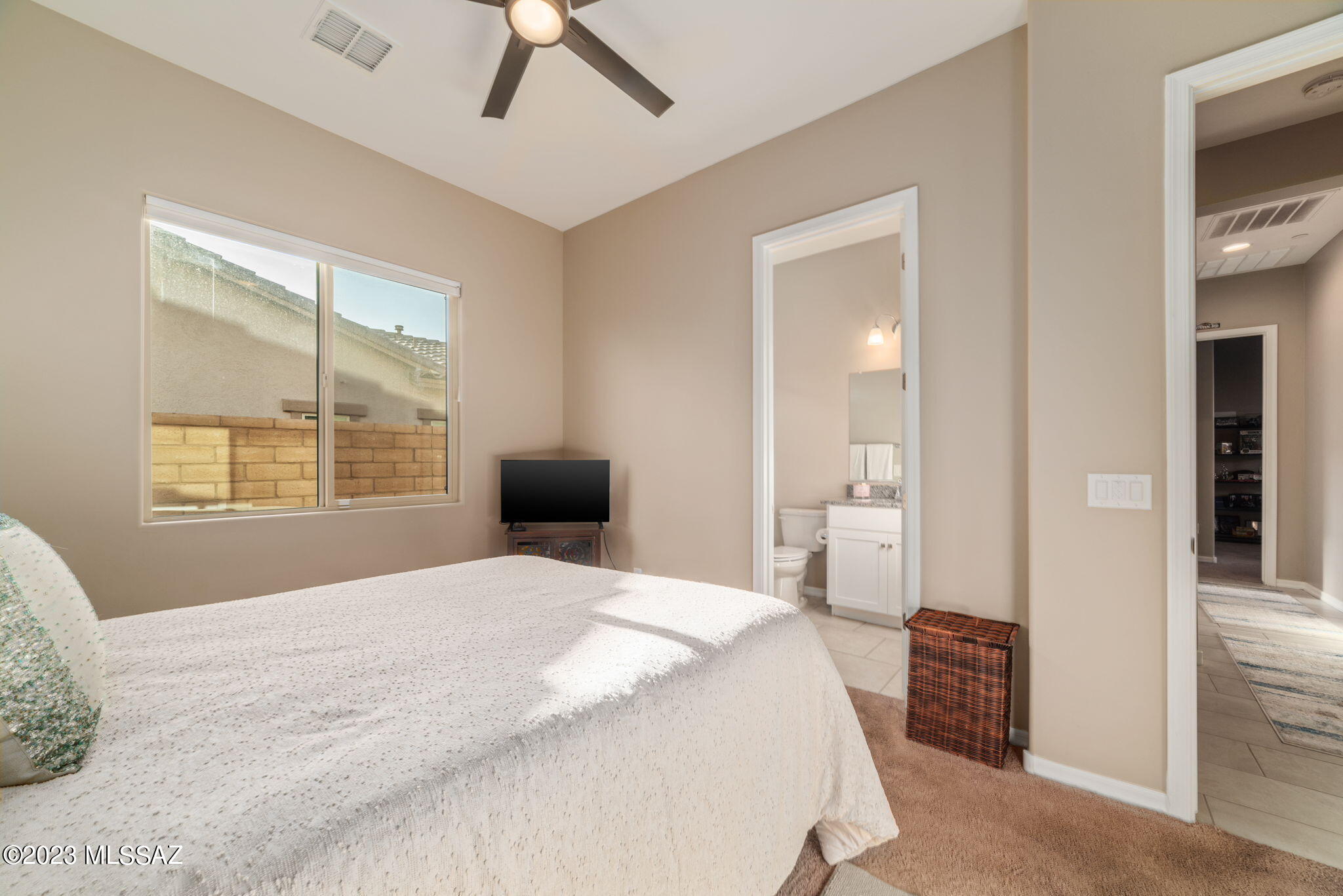 Boulder Bridge Pass II At Dove Mountain SQ20143250154 - Residential