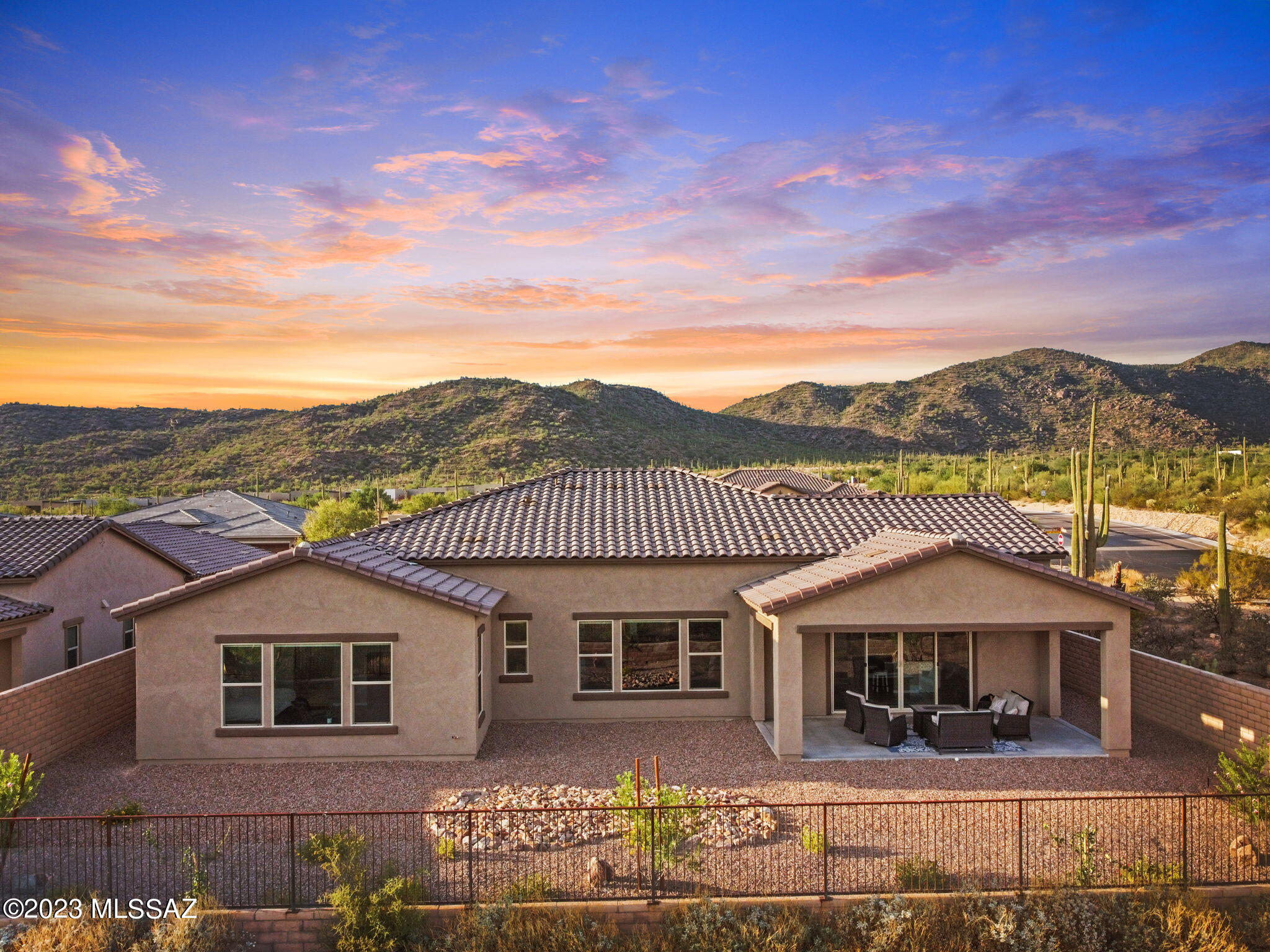 Boulder Bridge Pass II At Dove Mountain SQ20143250154 - Residential