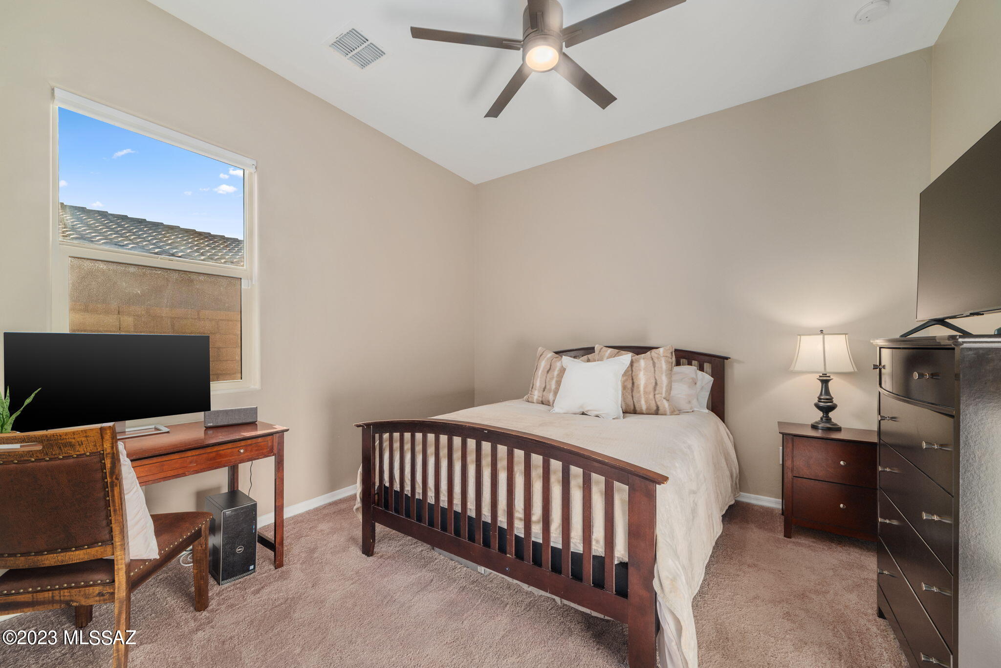 Boulder Bridge Pass II At Dove Mountain SQ20143250154 - Residential