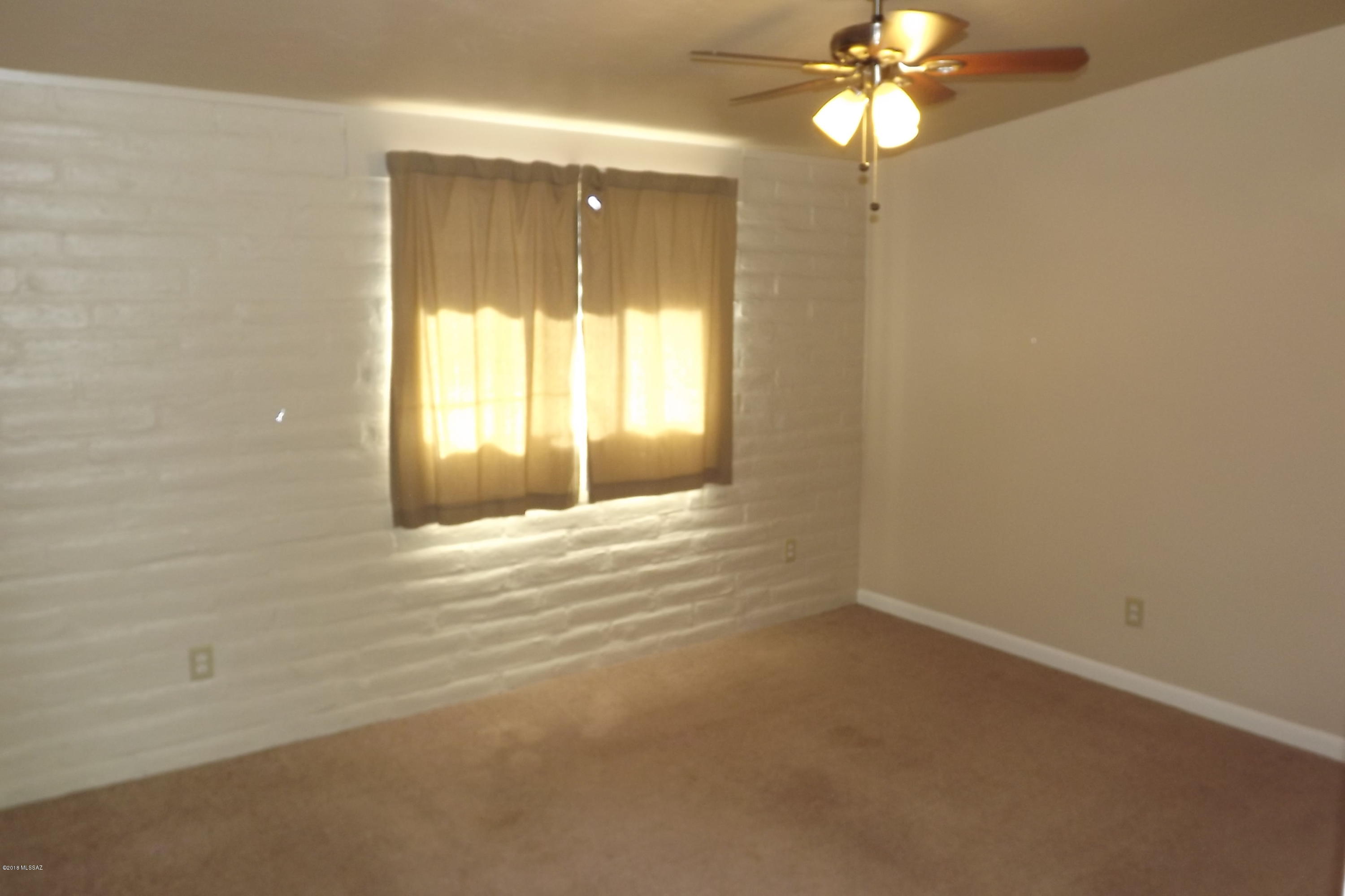 Crest View - Residential