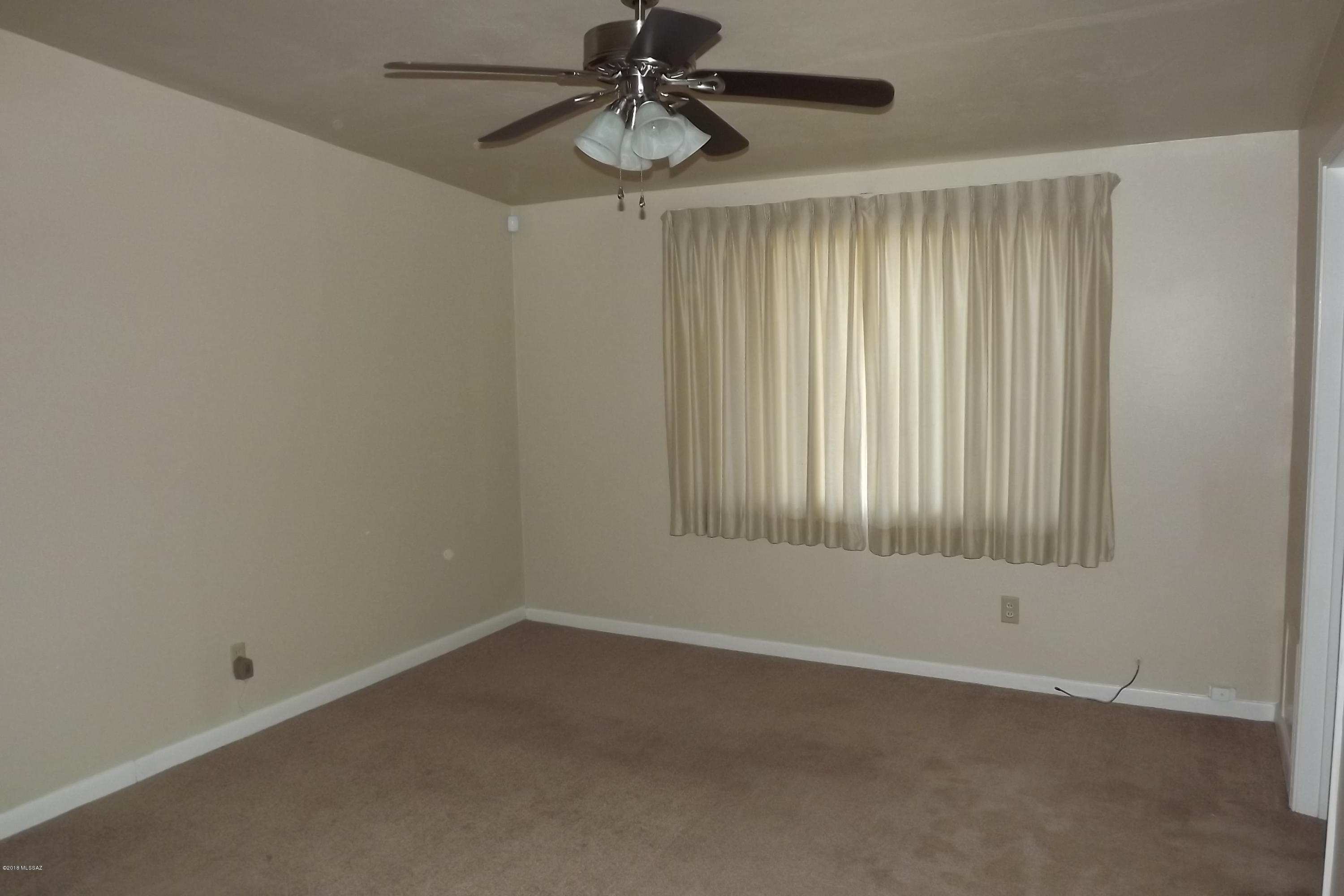 Crest View - Residential