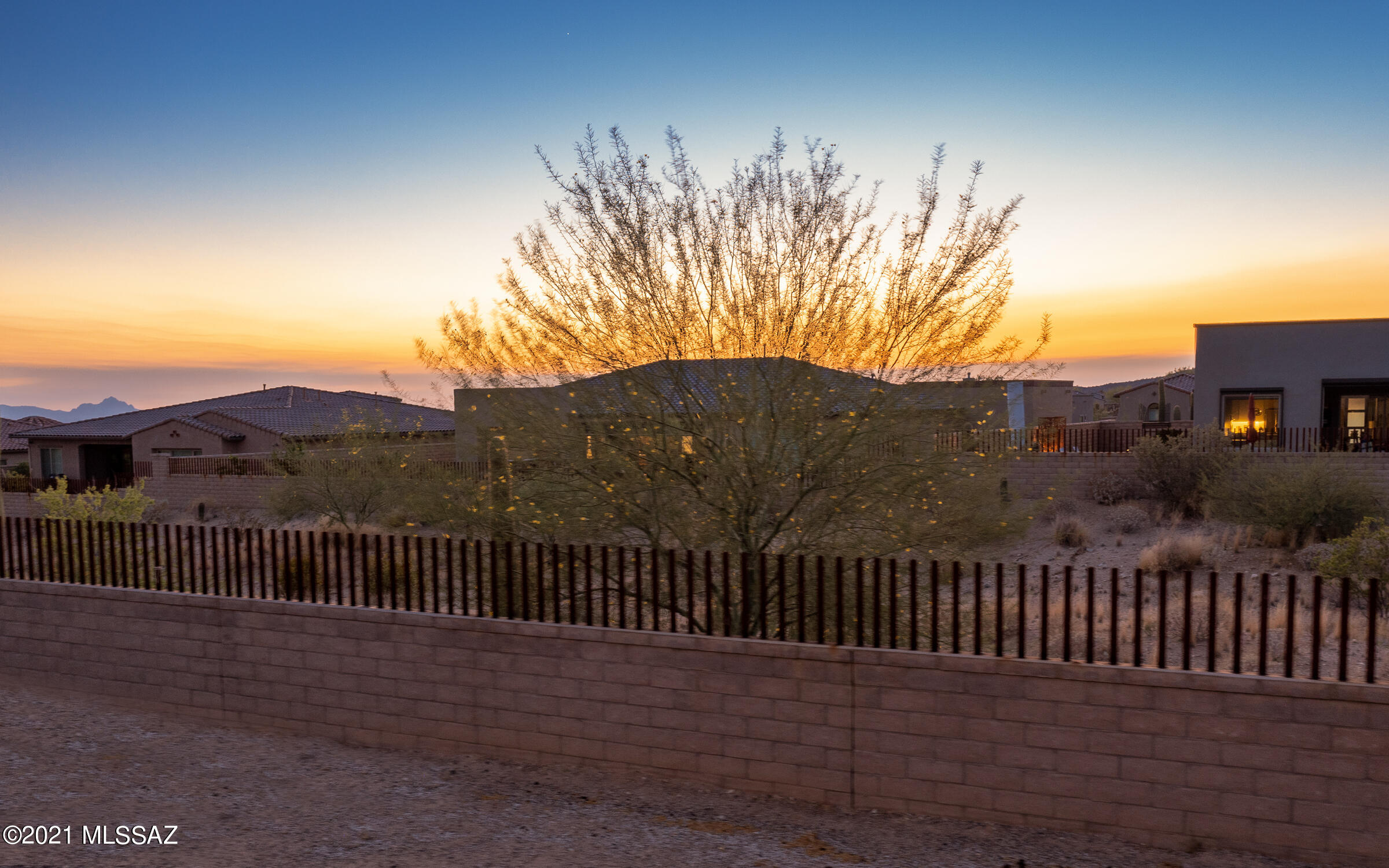 Los Saguaros At Dove Mountain SQ20121640199 - Residential