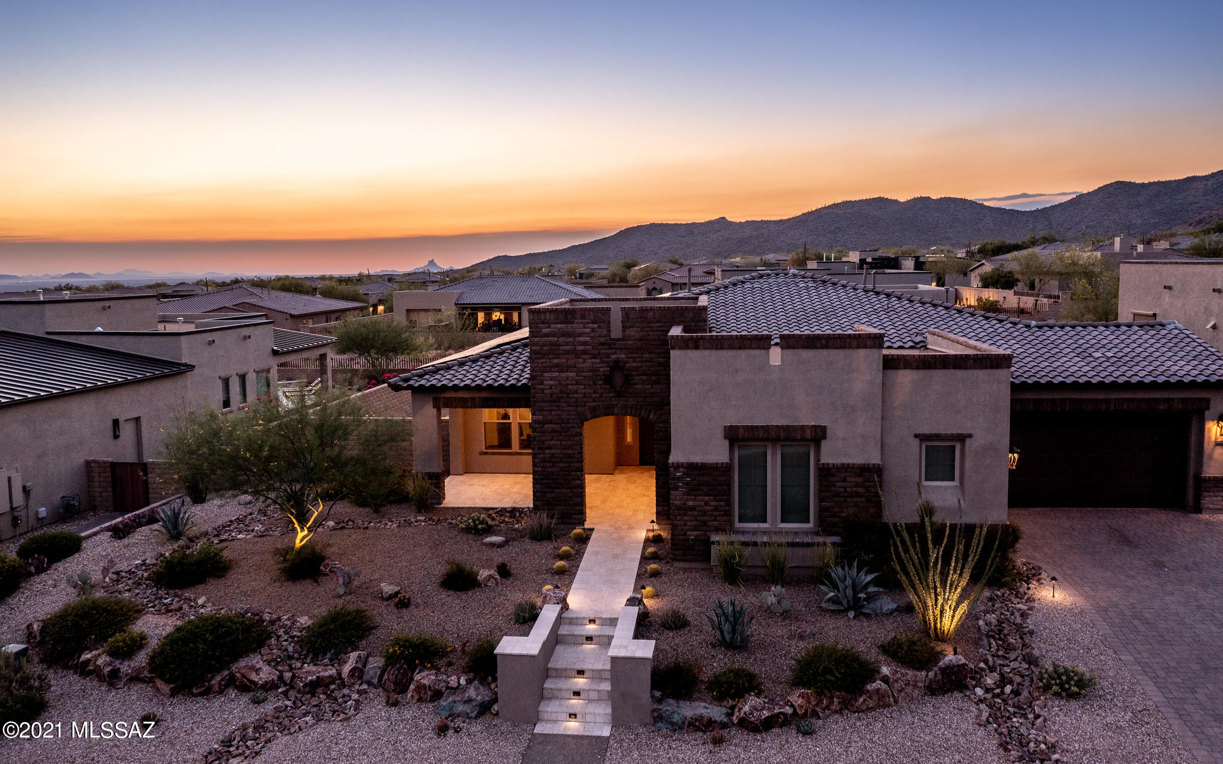 Los Saguaros At Dove Mountain SQ20121640199 - Residential