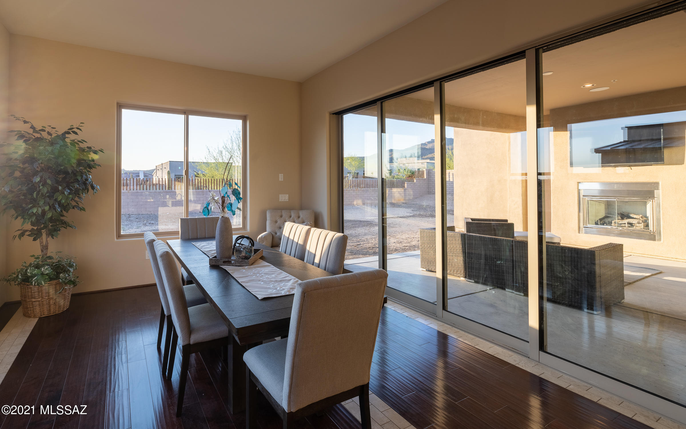 Los Saguaros At Dove Mountain SQ20121640199 - Residential