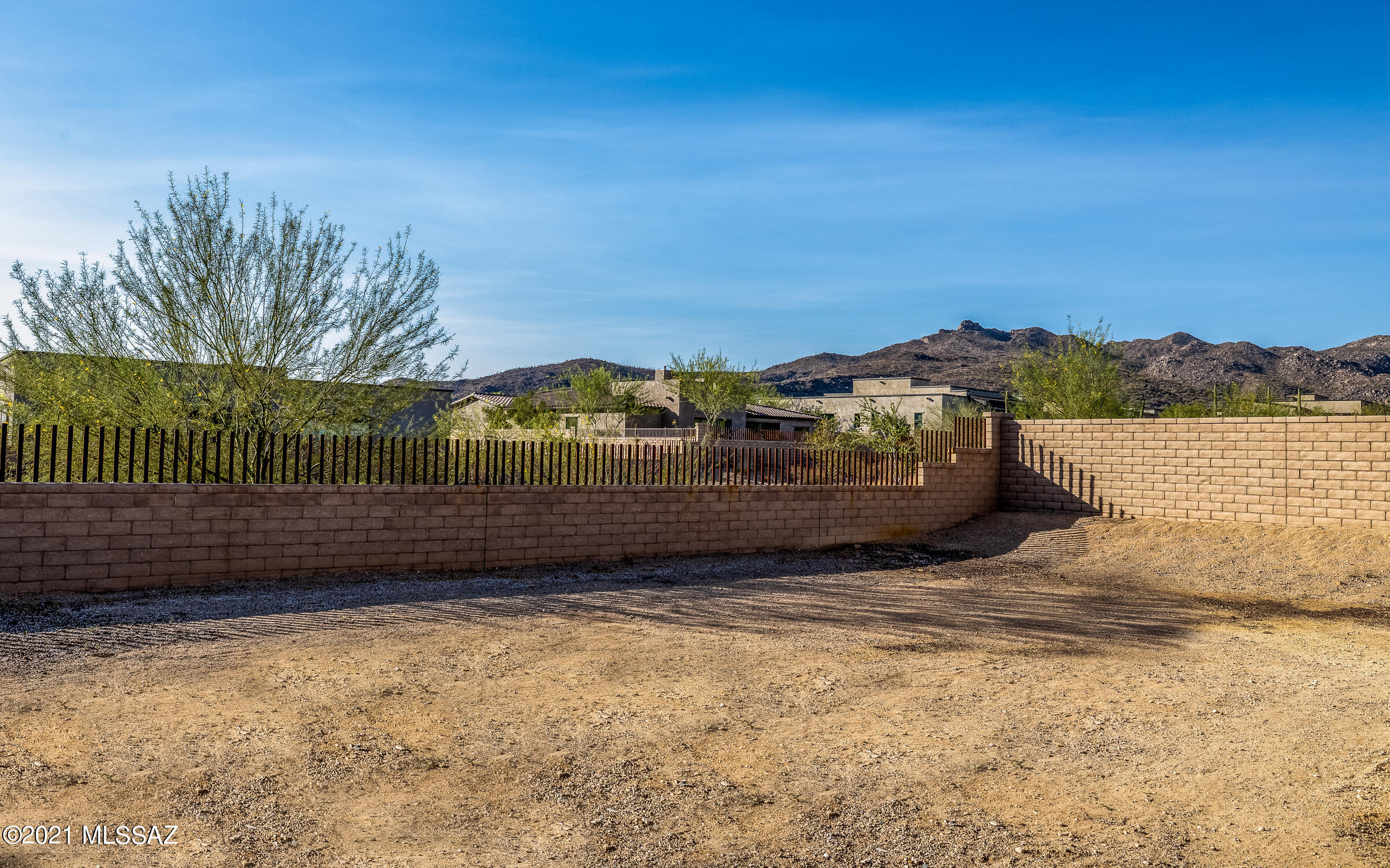 Los Saguaros At Dove Mountain SQ20121640199 - Residential
