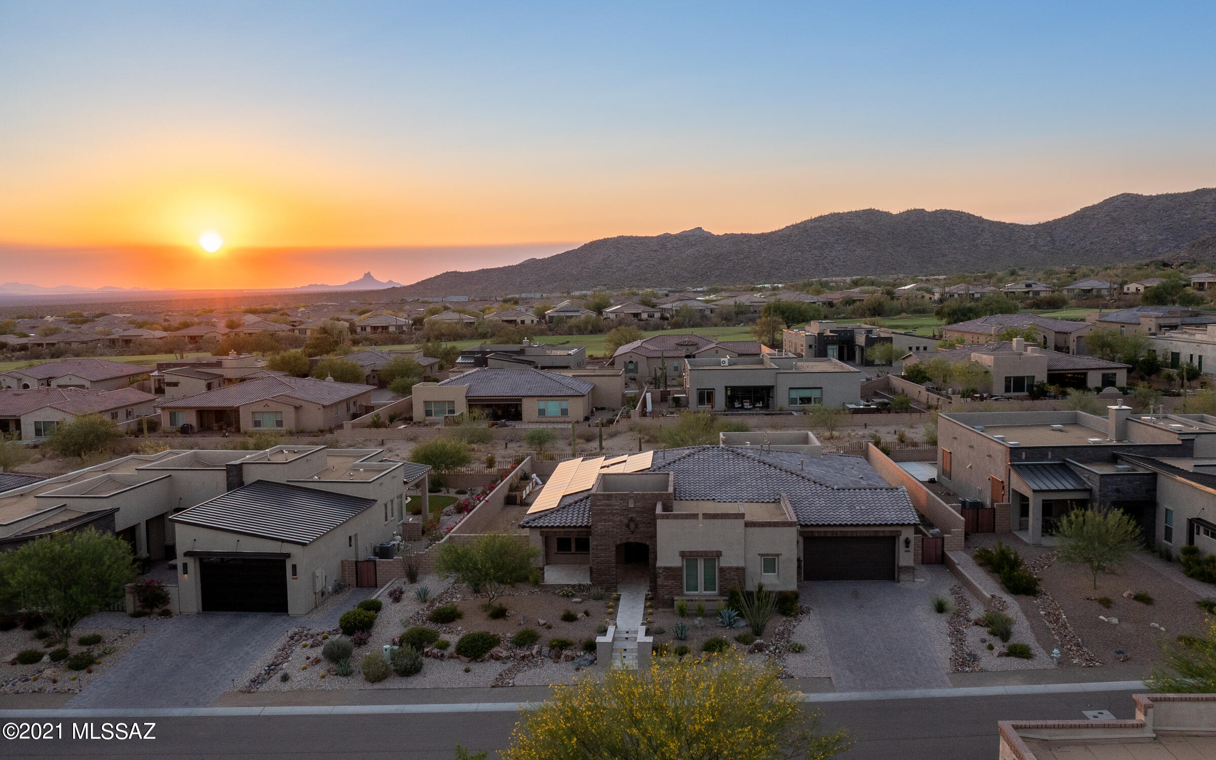 Los Saguaros At Dove Mountain SQ20121640199 - Residential