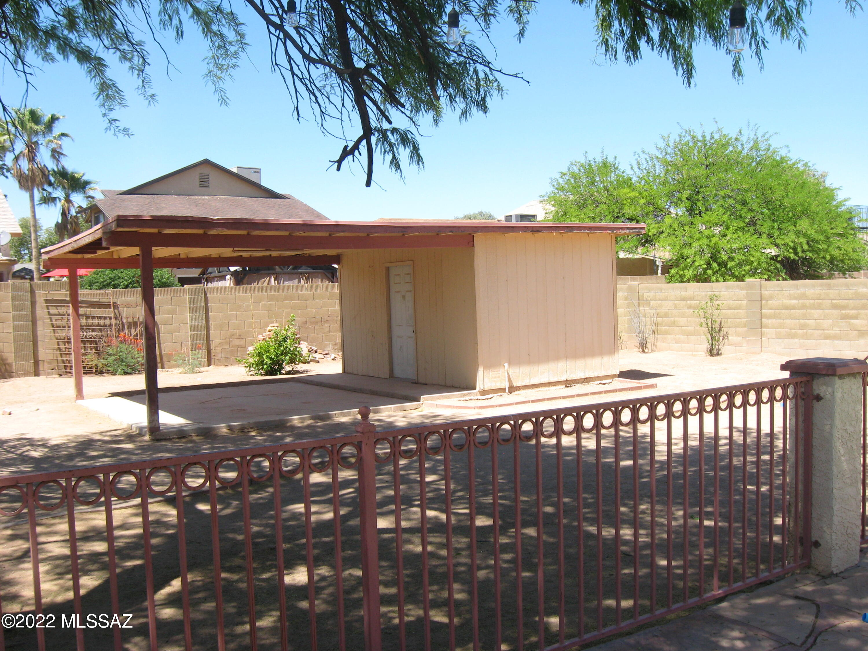 Mission West (1-370) - Residential