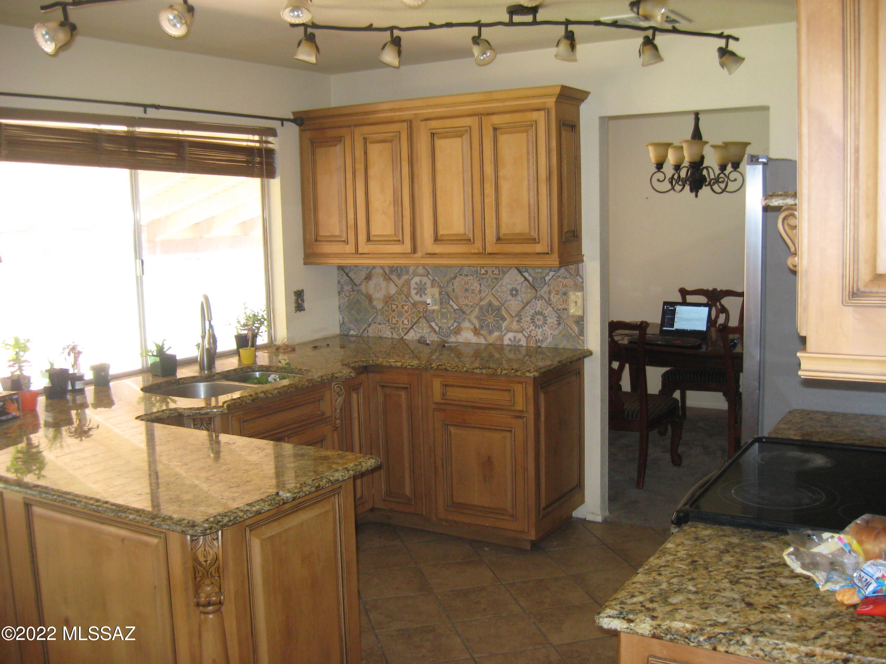 Mission West (1-370) - Residential