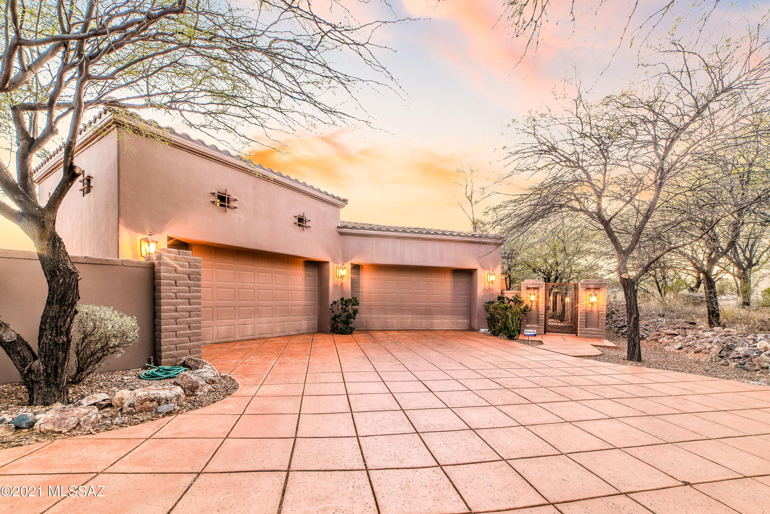 Honey Bee Canyon Estates - Residential