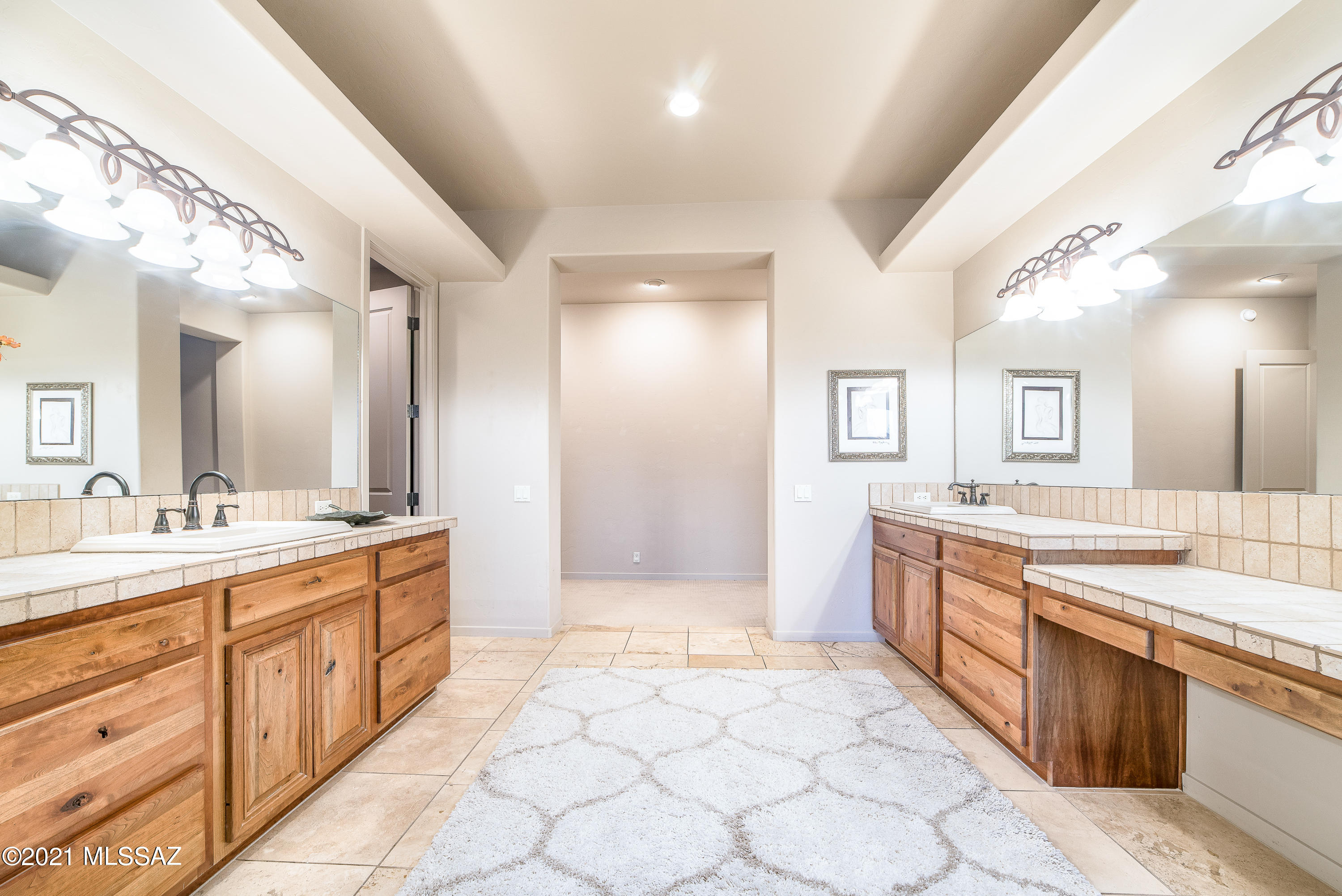 Honey Bee Canyon Estates - Residential