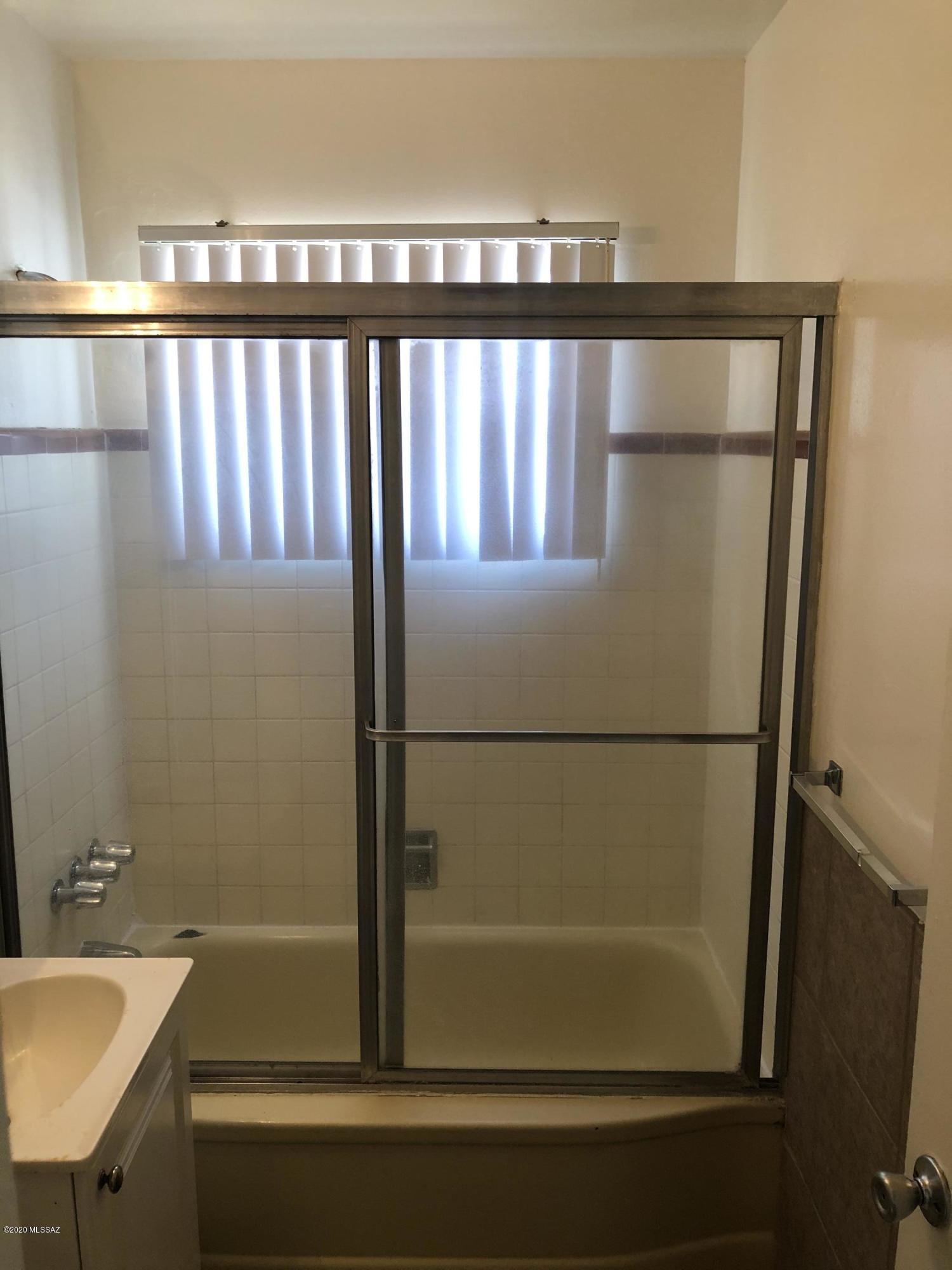 Linden Park Addition - Residential Lease