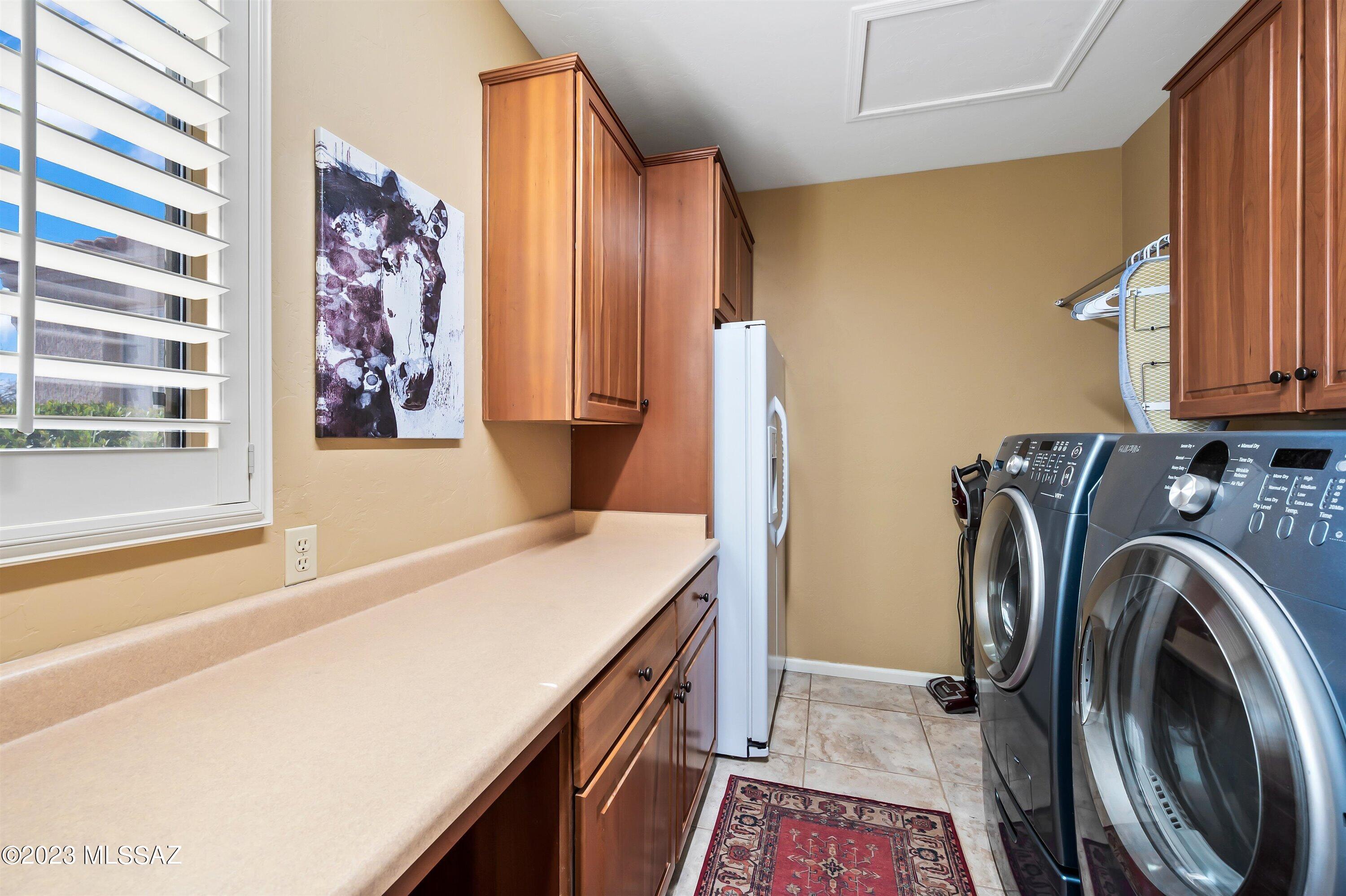 Sabino Sands (1-9) - Residential