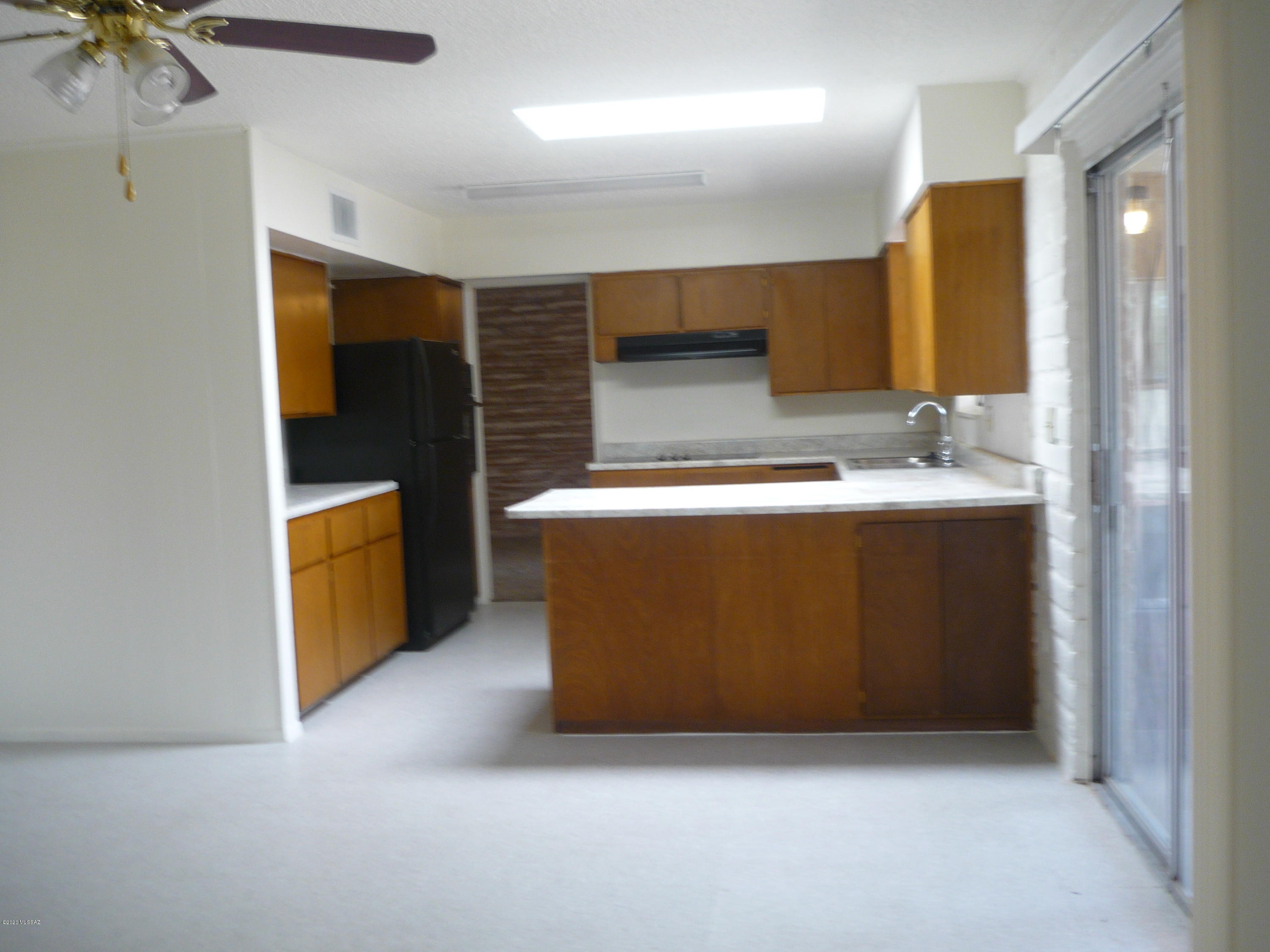 Casa Loma Estates - Residential Lease