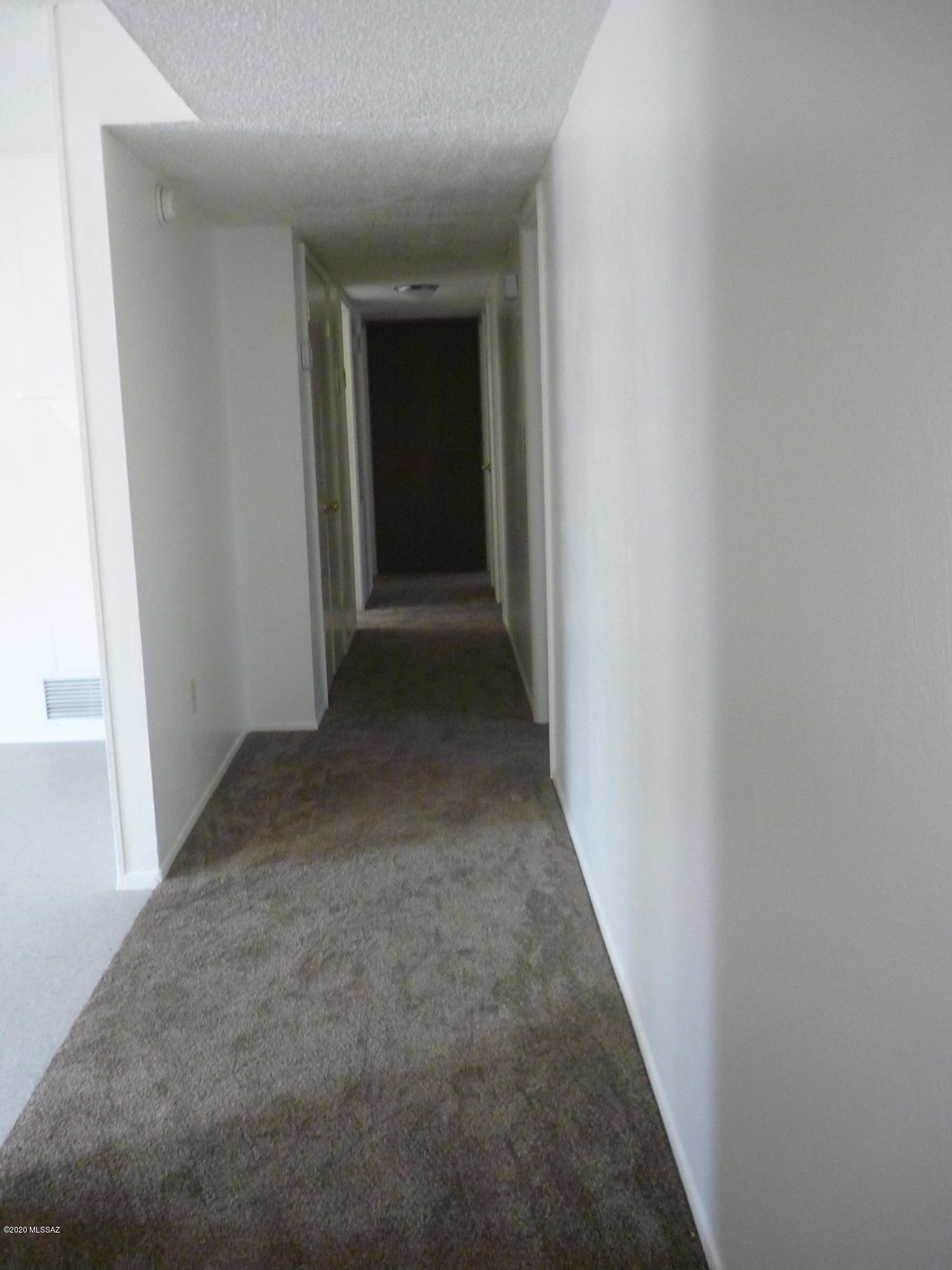 Casa Loma Estates - Residential Lease