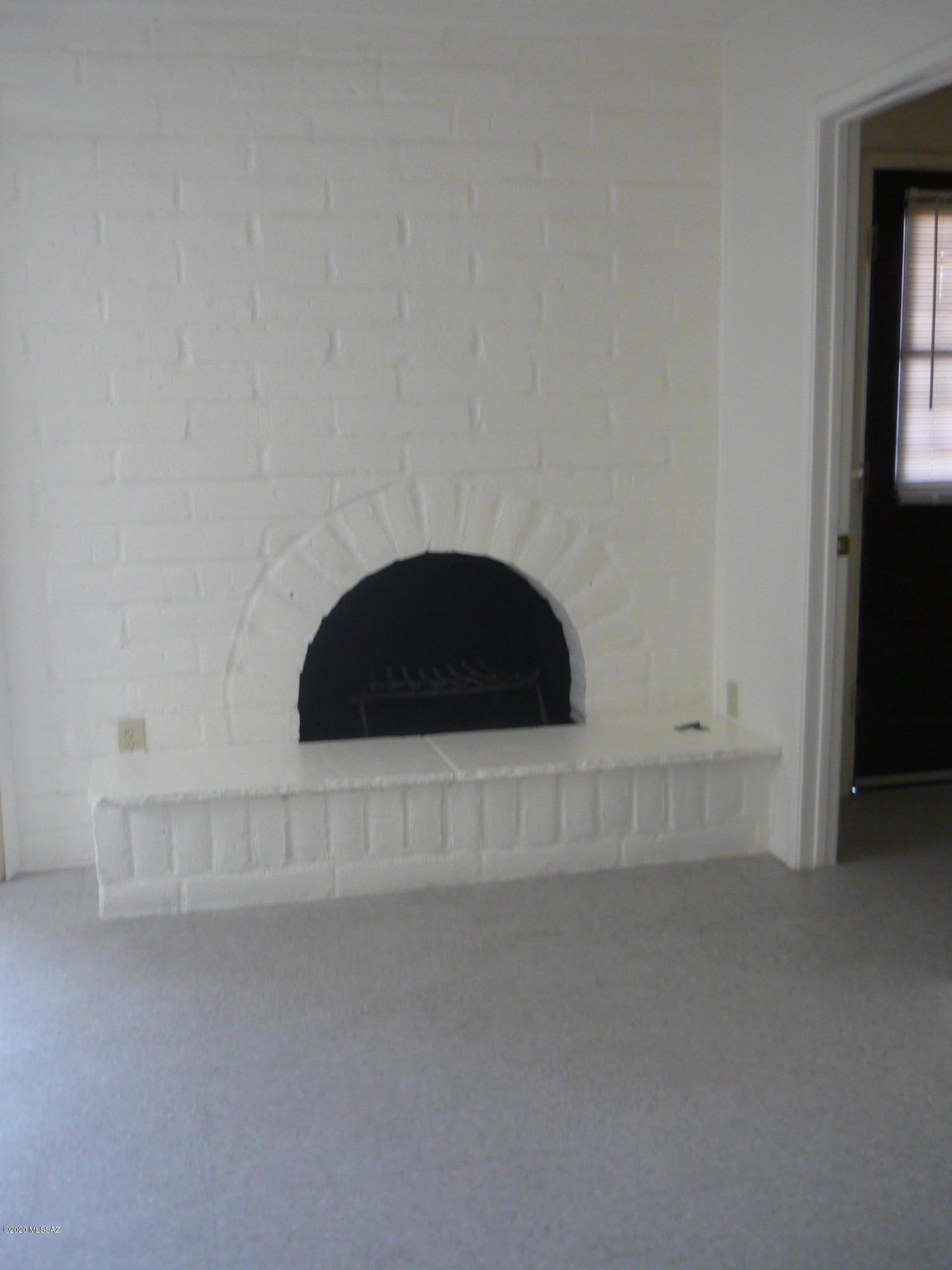 Casa Loma Estates - Residential Lease