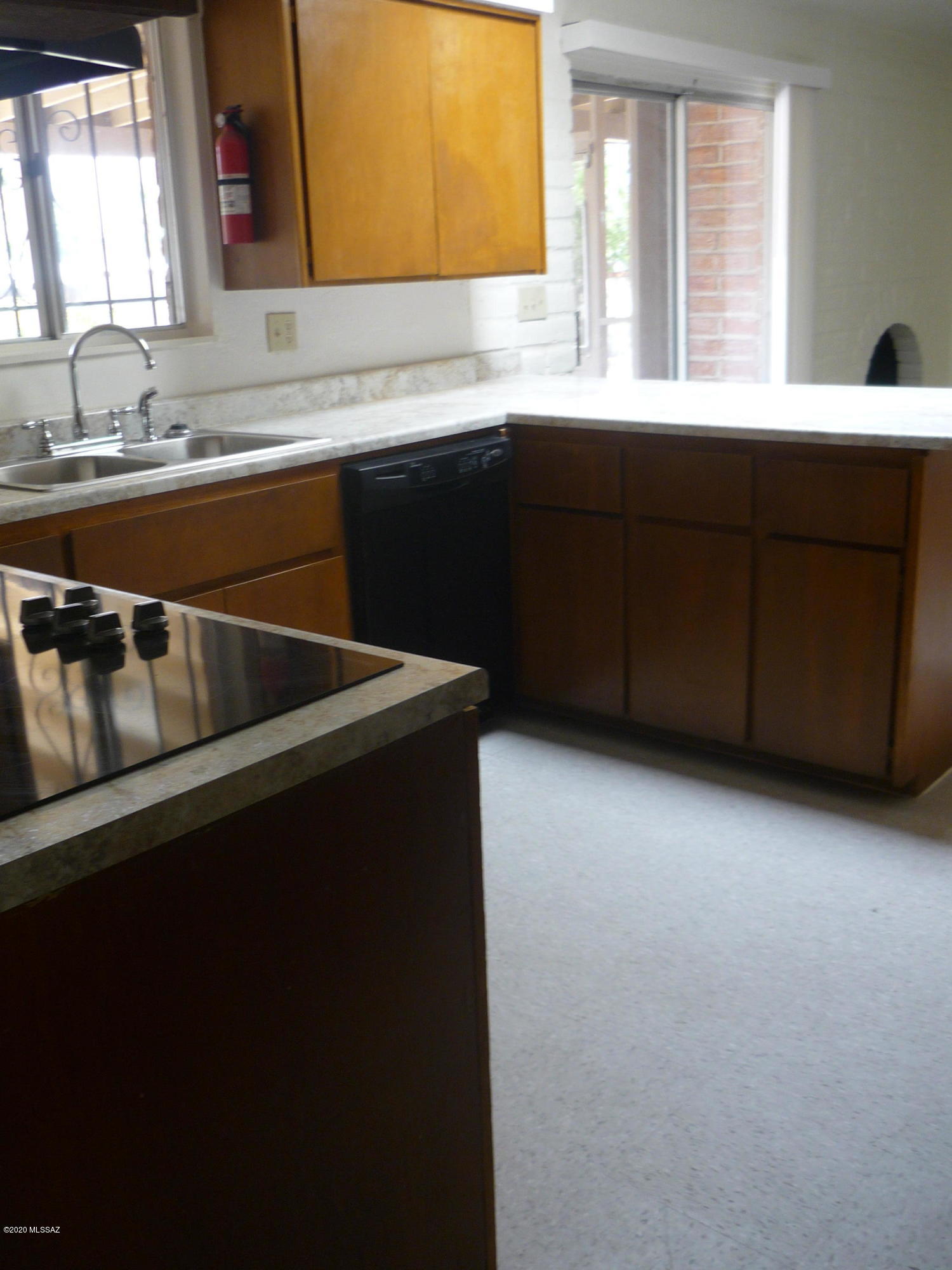 Casa Loma Estates - Residential Lease