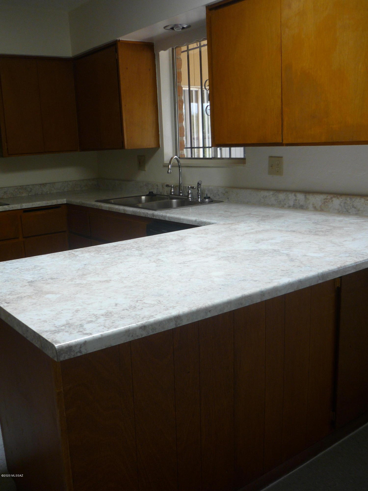 Casa Loma Estates - Residential Lease