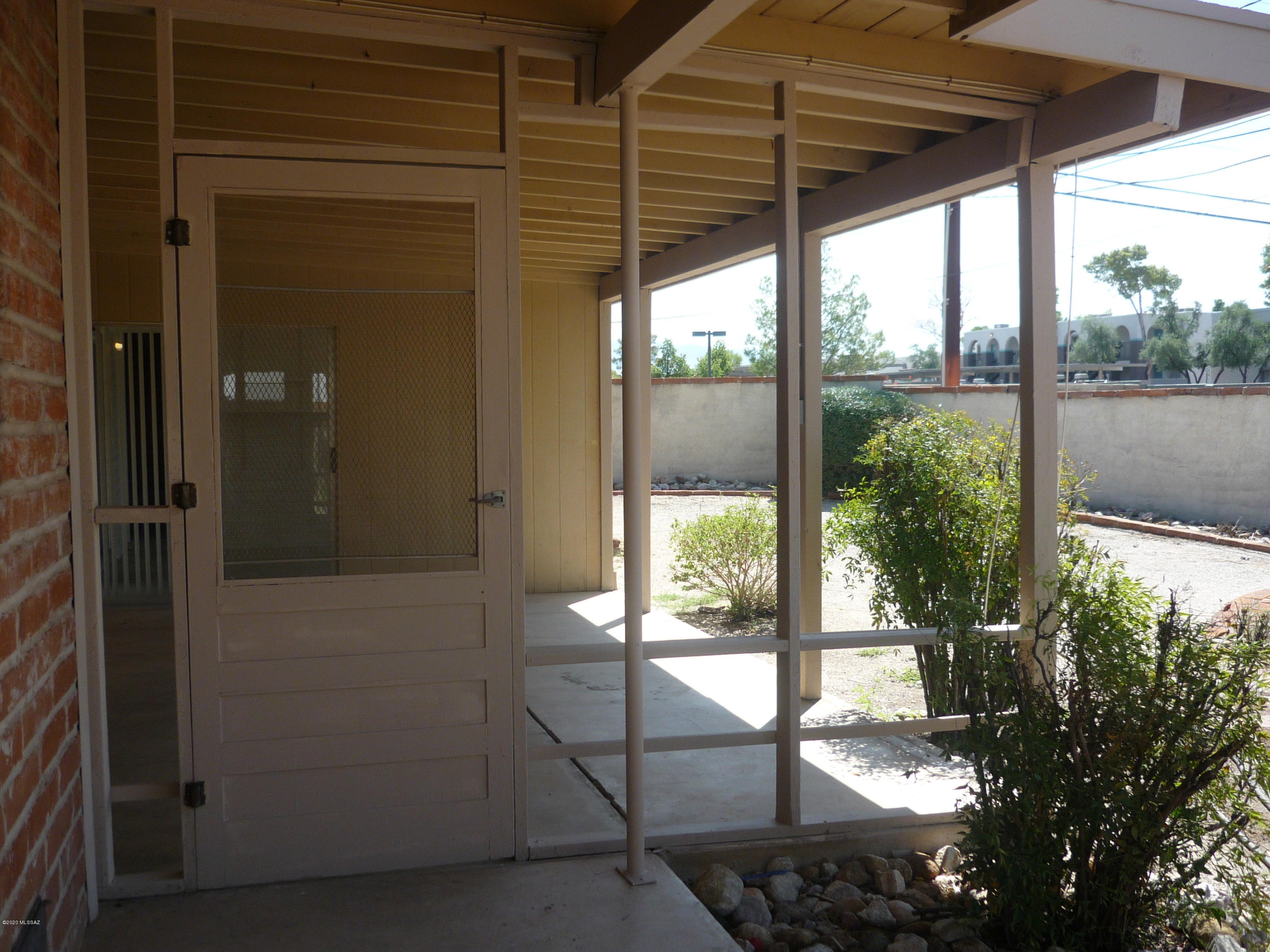 Casa Loma Estates - Residential Lease
