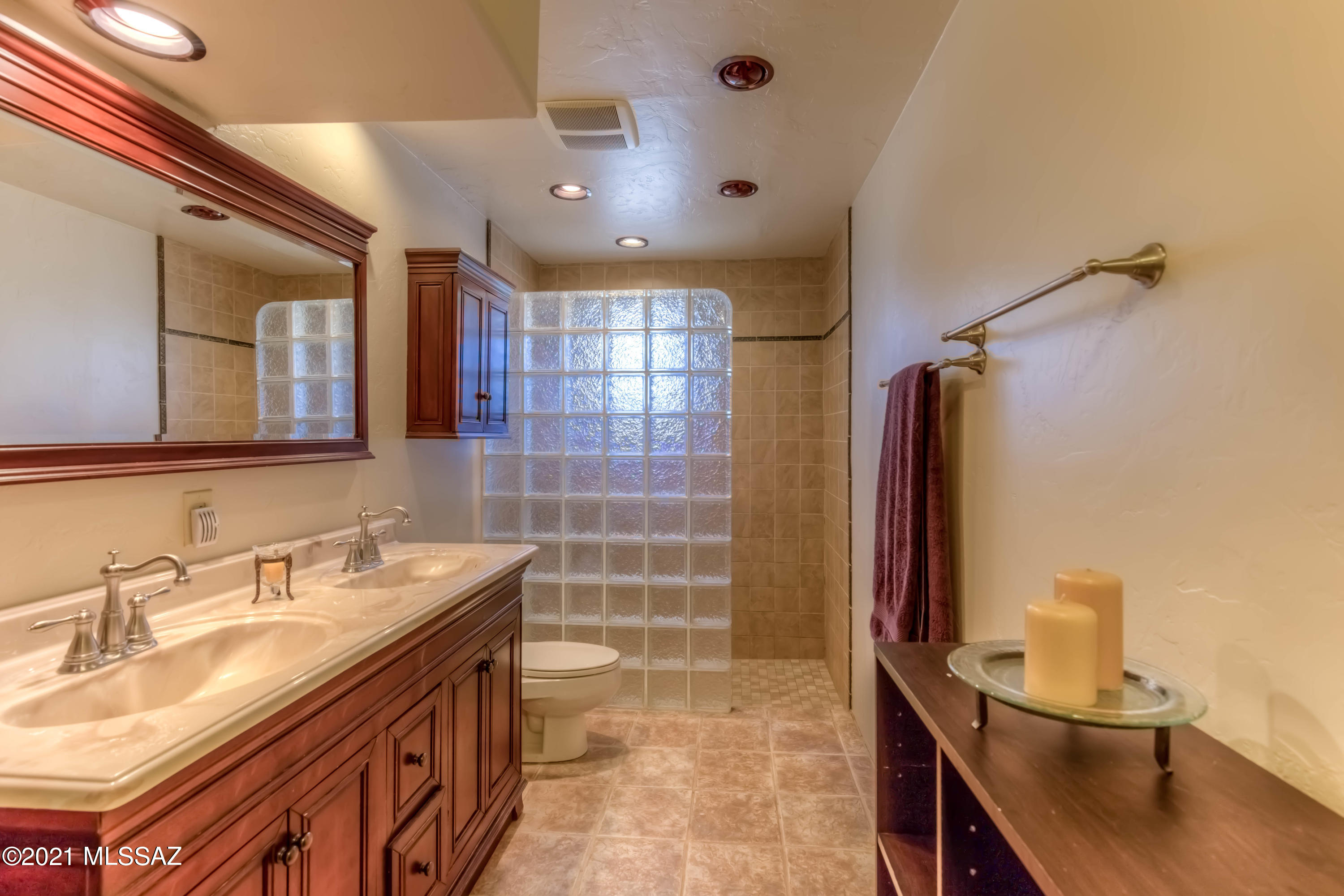 Tanque Verde Estates (1-71) - Residential