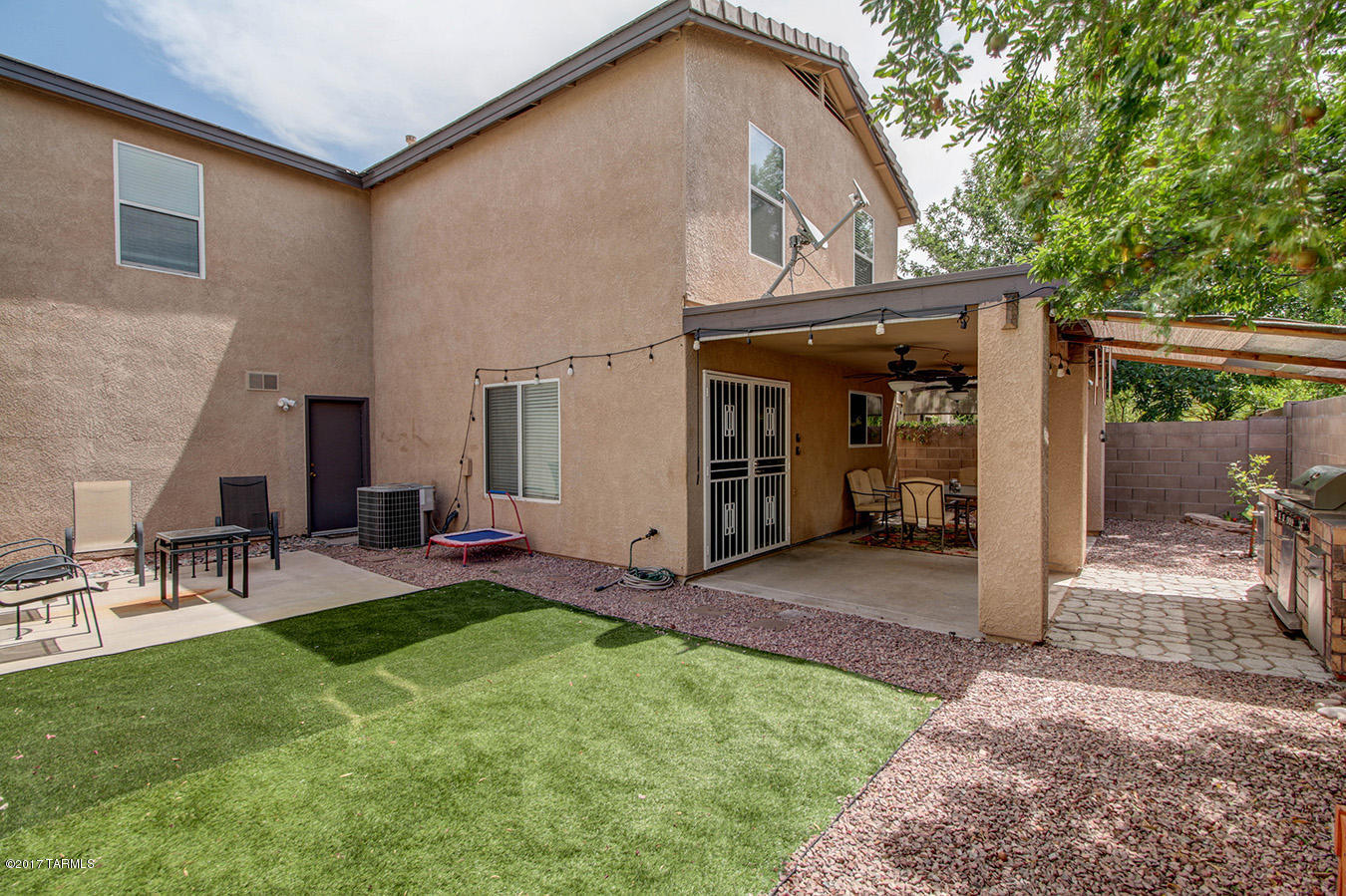 Beautiful 4 bedroom/ 2 1/2 baths in popular Riverhaven. Ceiling fans in every room. All appliances included. 2 car garage with access to backyard and covered patio -great fro entertaining. A MUST SEE! 

Showings not available until after 8-1 due to Covid-19.