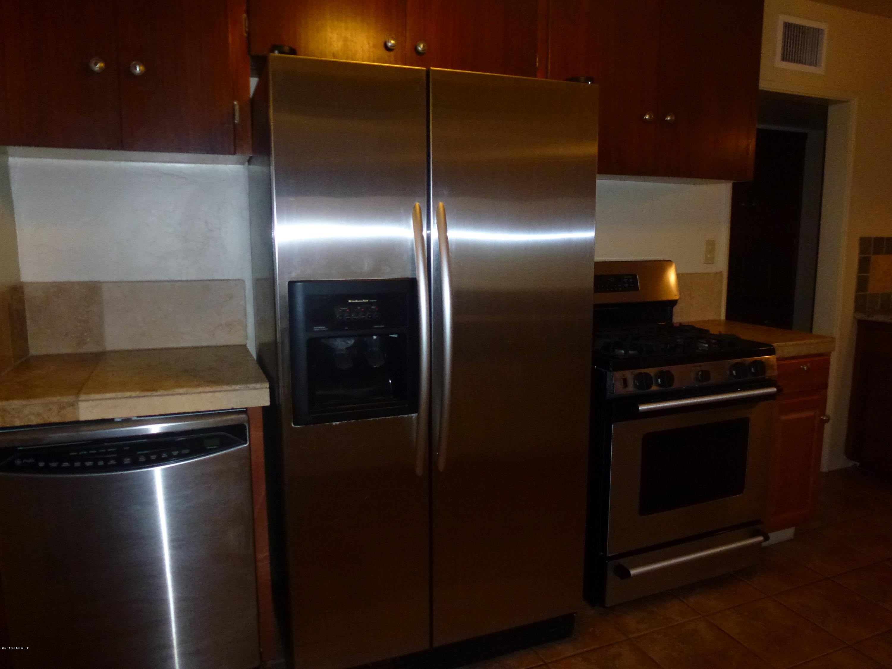 Mountain View Acre Farms - Residential Lease