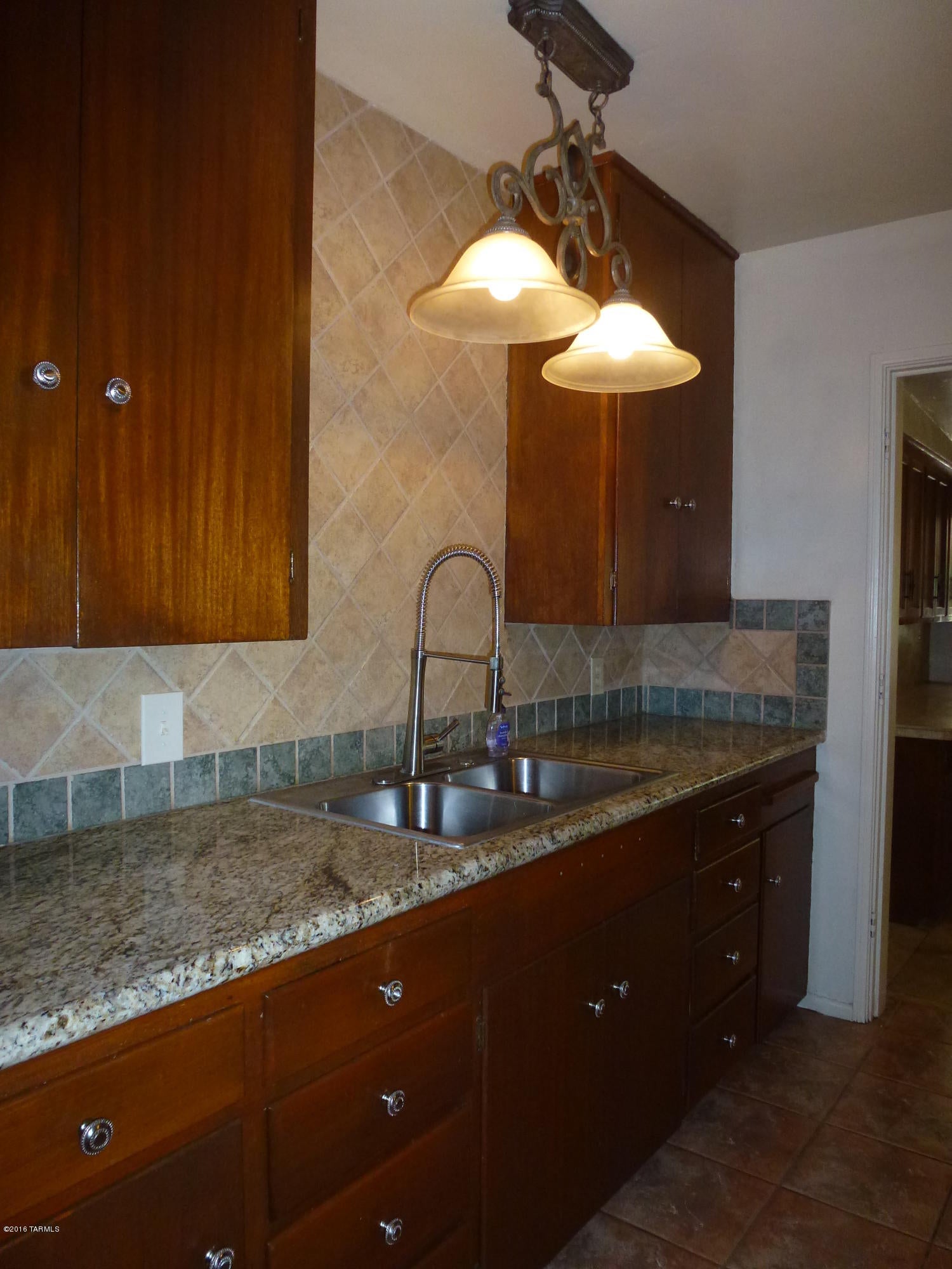 Mountain View Acre Farms - Residential Lease
