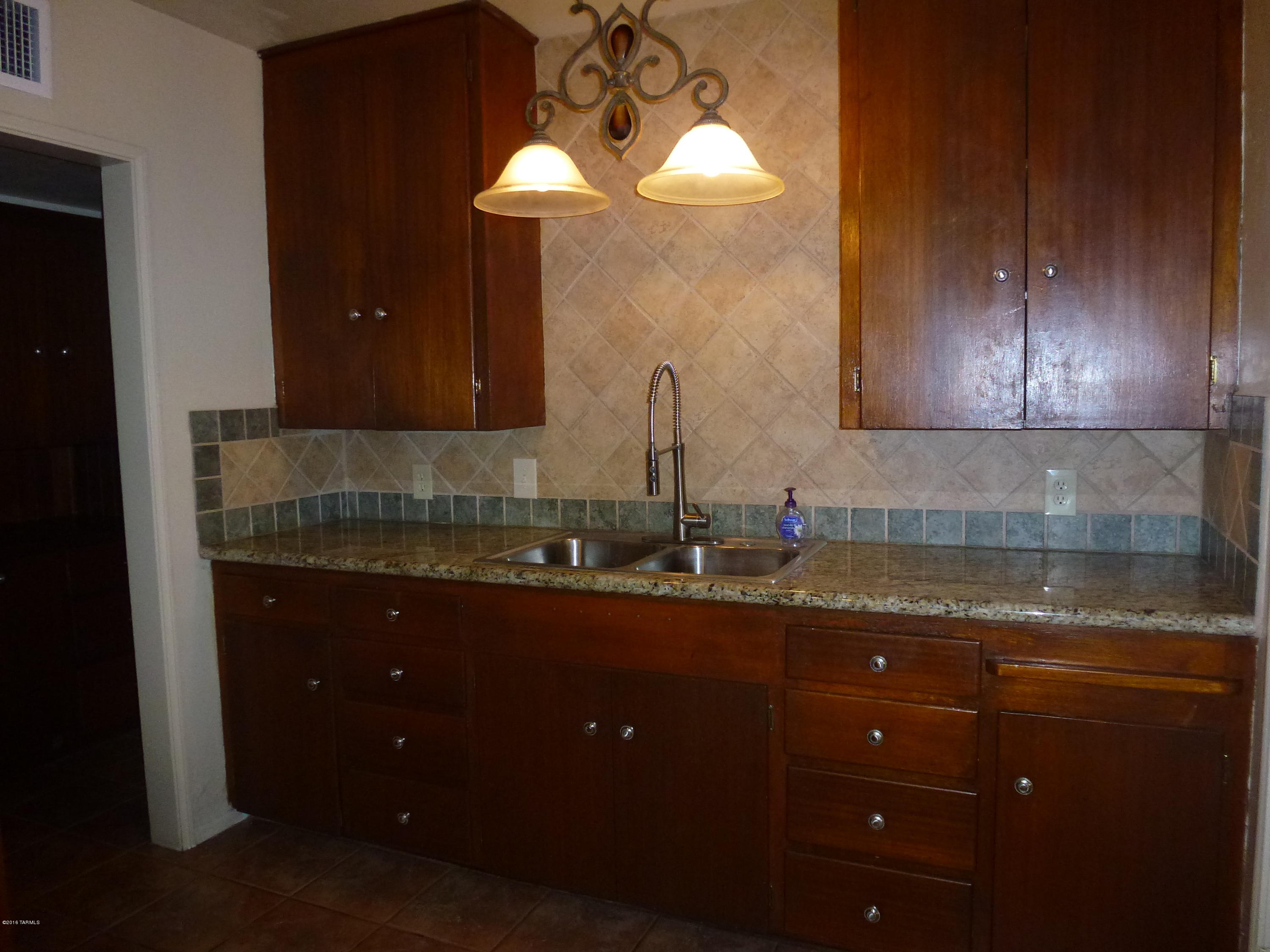 Mountain View Acre Farms - Residential Lease