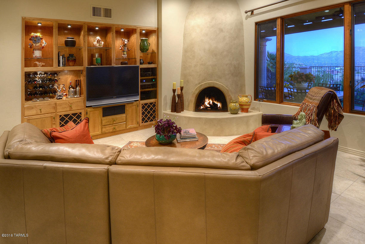 Sabino Mountain (1-290) - Residential
