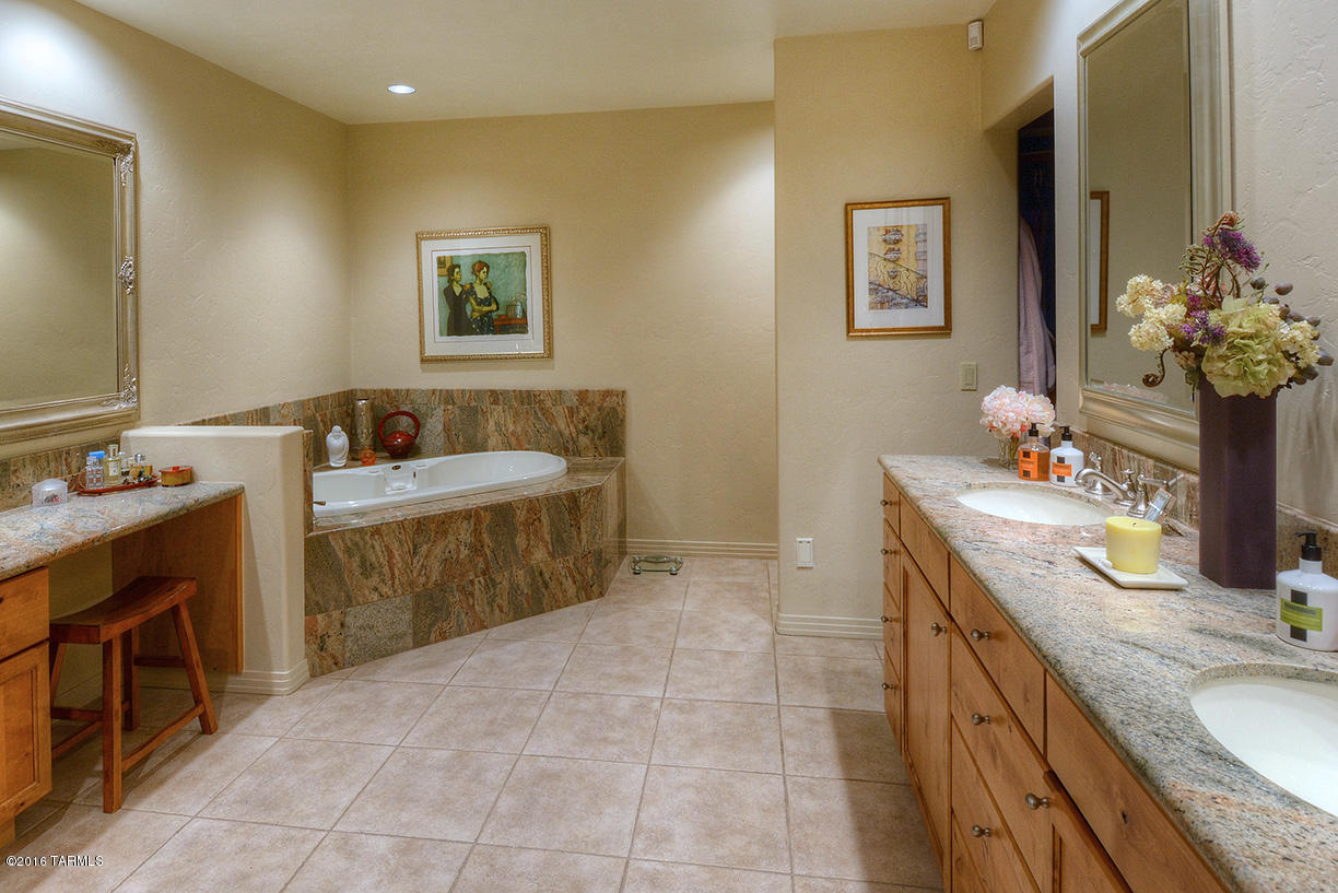 Sabino Mountain (1-290) - Residential