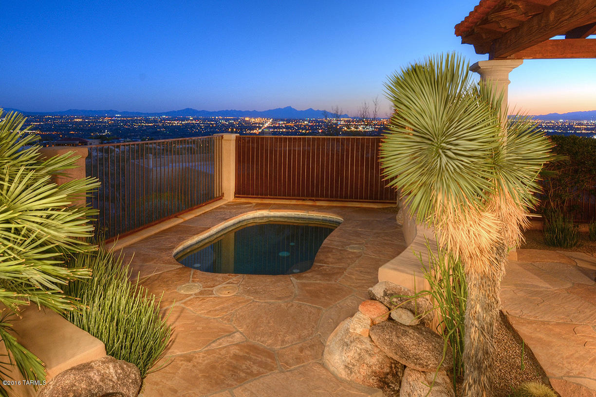 Sabino Mountain (1-290) - Residential