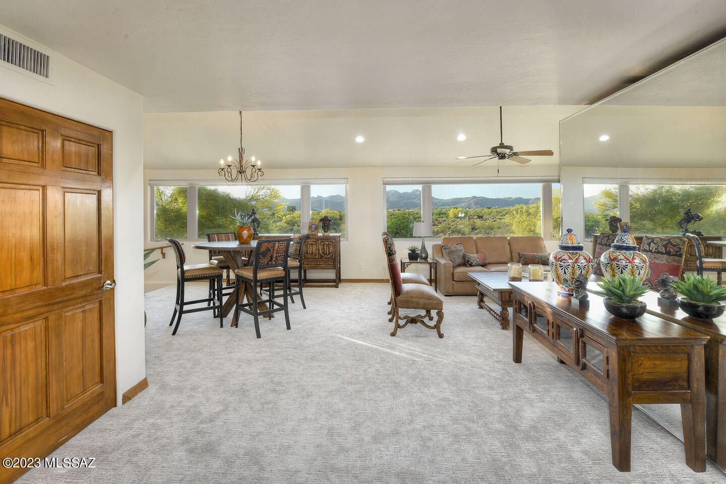La Cholla Airpark - Residential