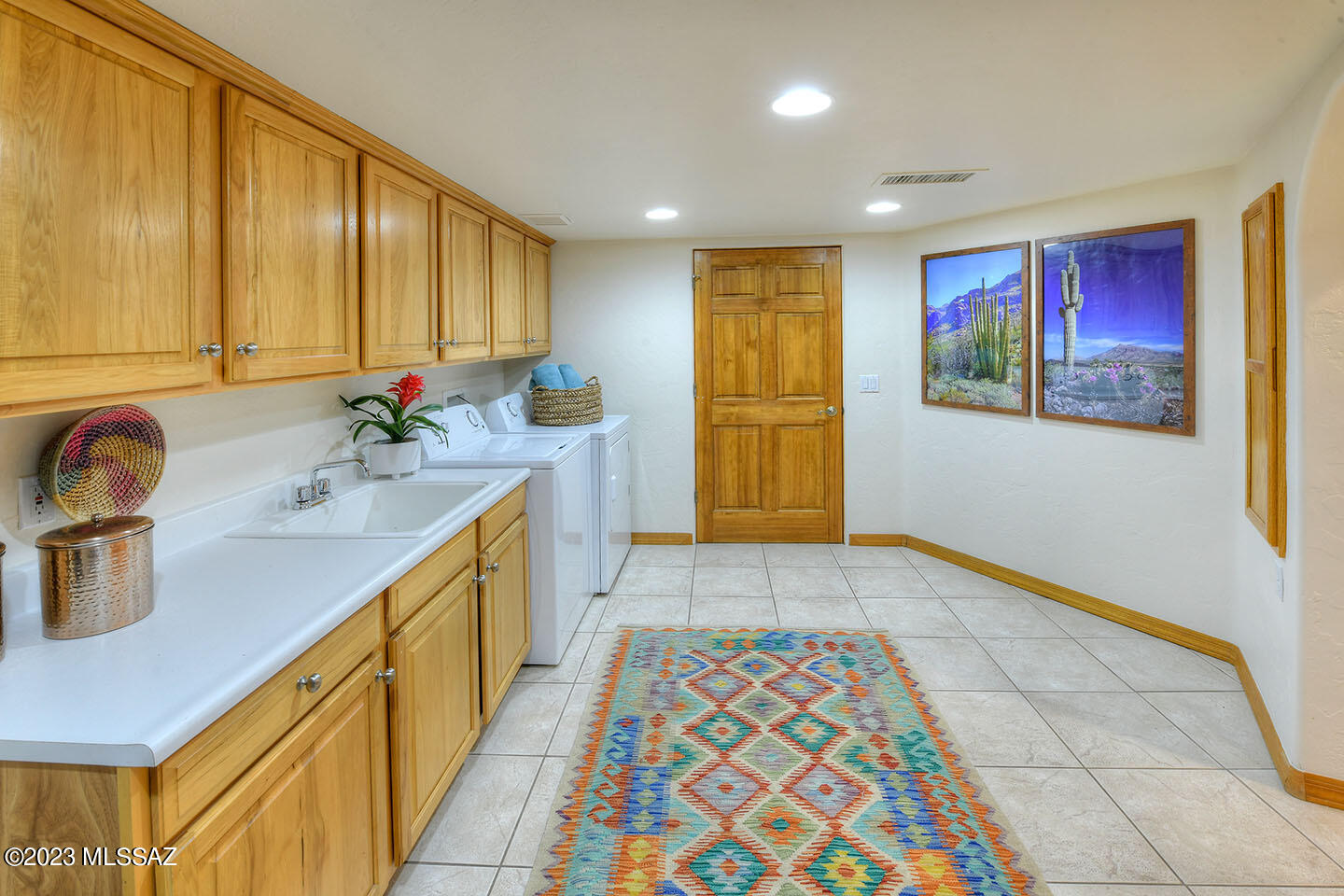 La Cholla Airpark - Residential
