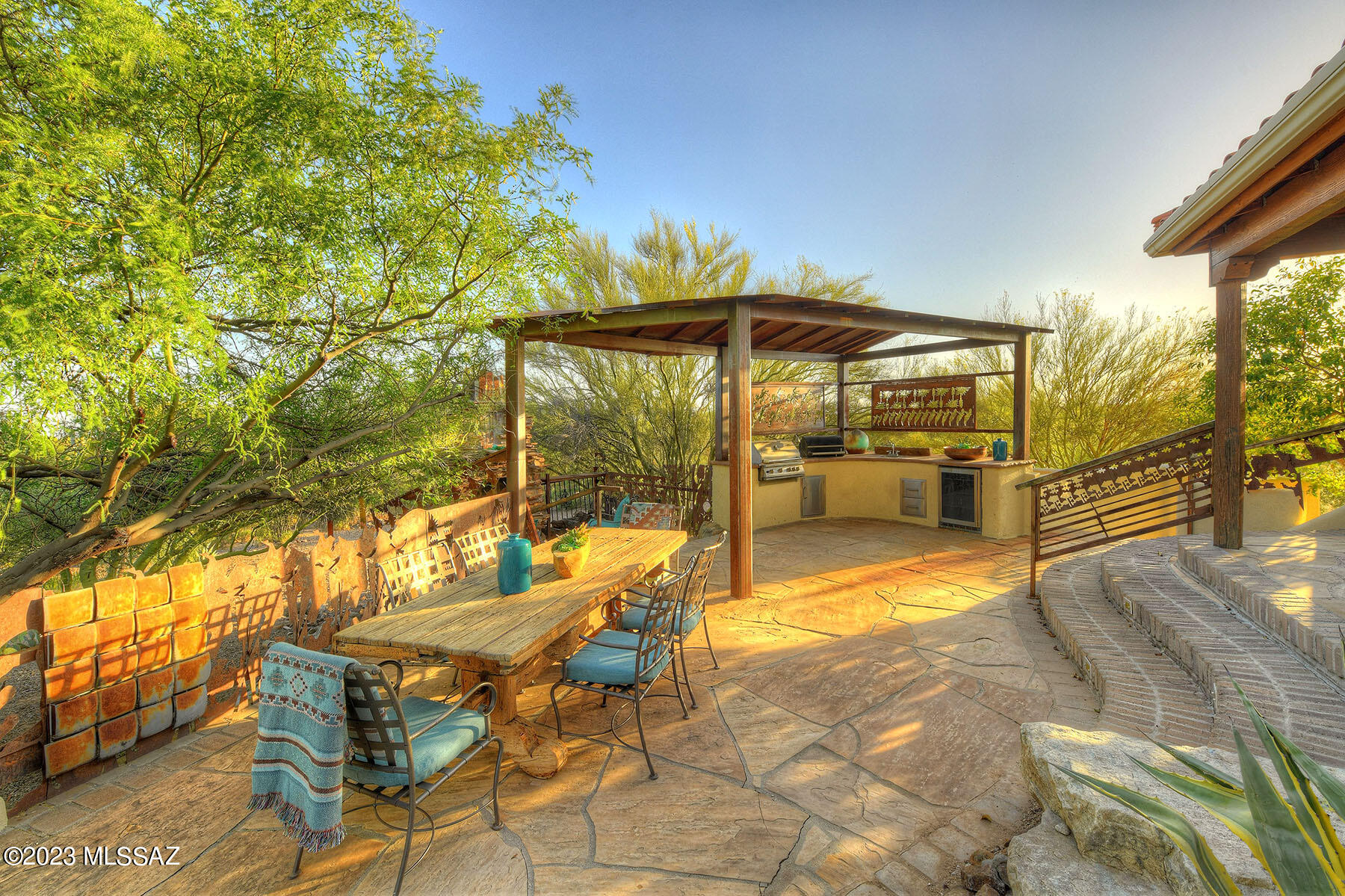 La Cholla Airpark - Residential