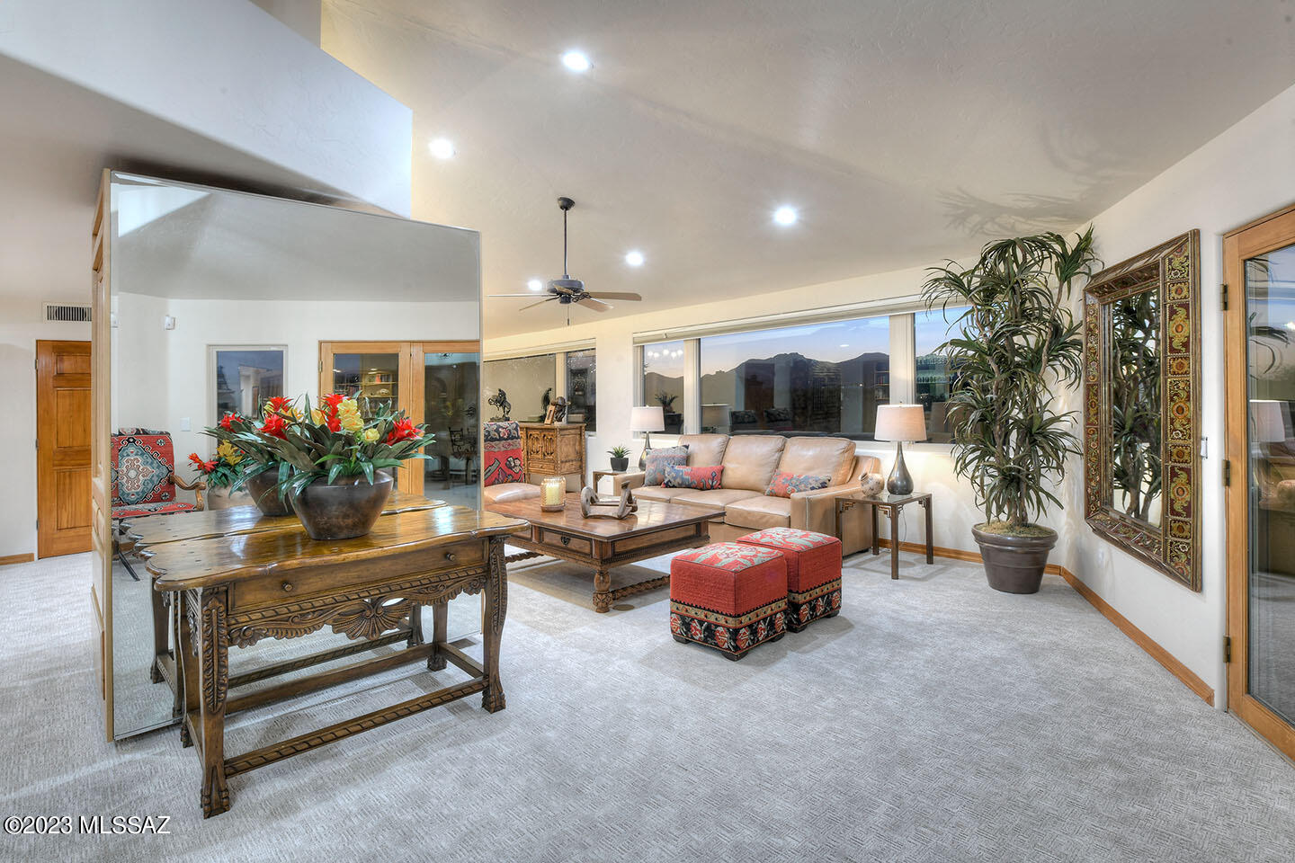 La Cholla Airpark - Residential