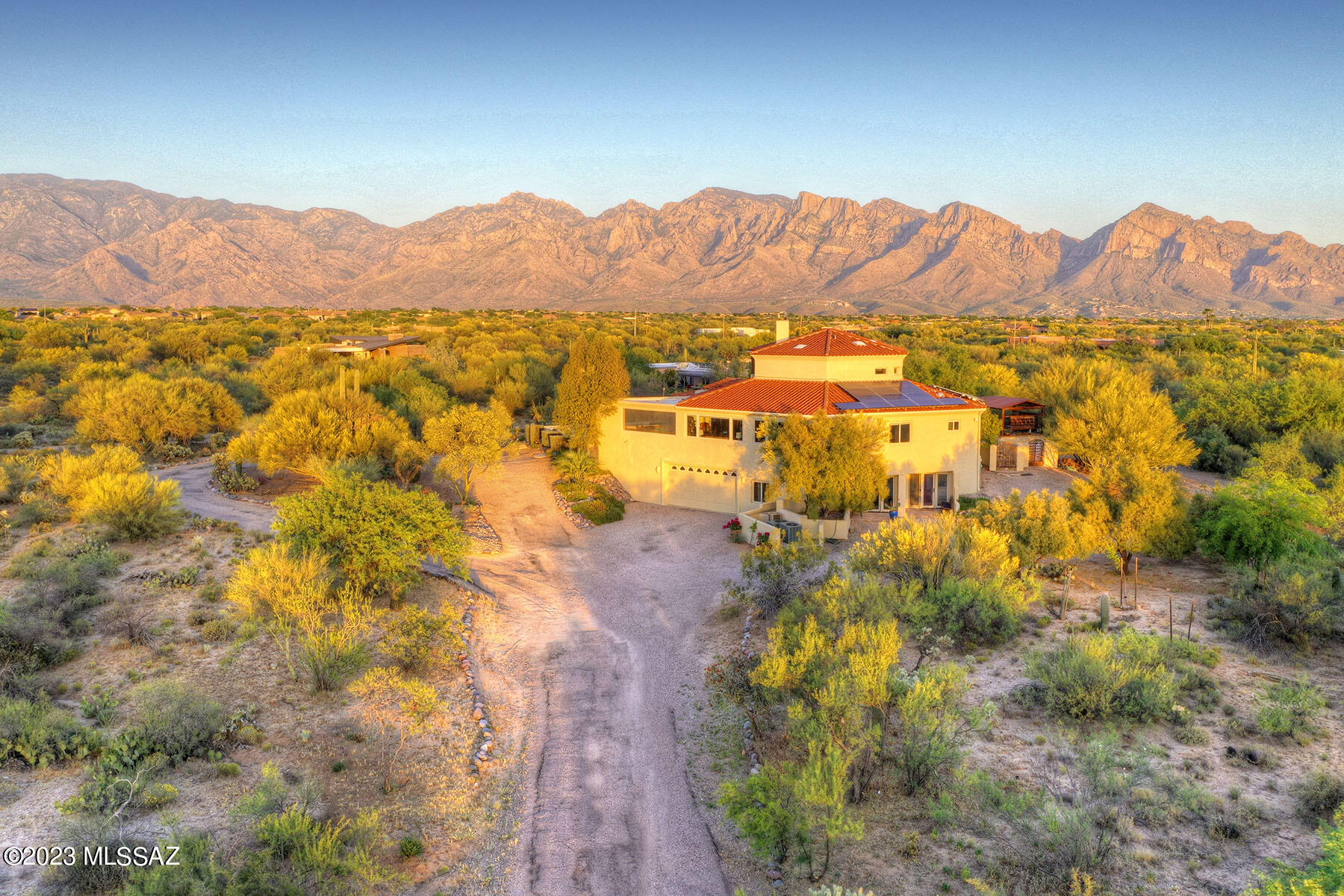 La Cholla Airpark - Residential