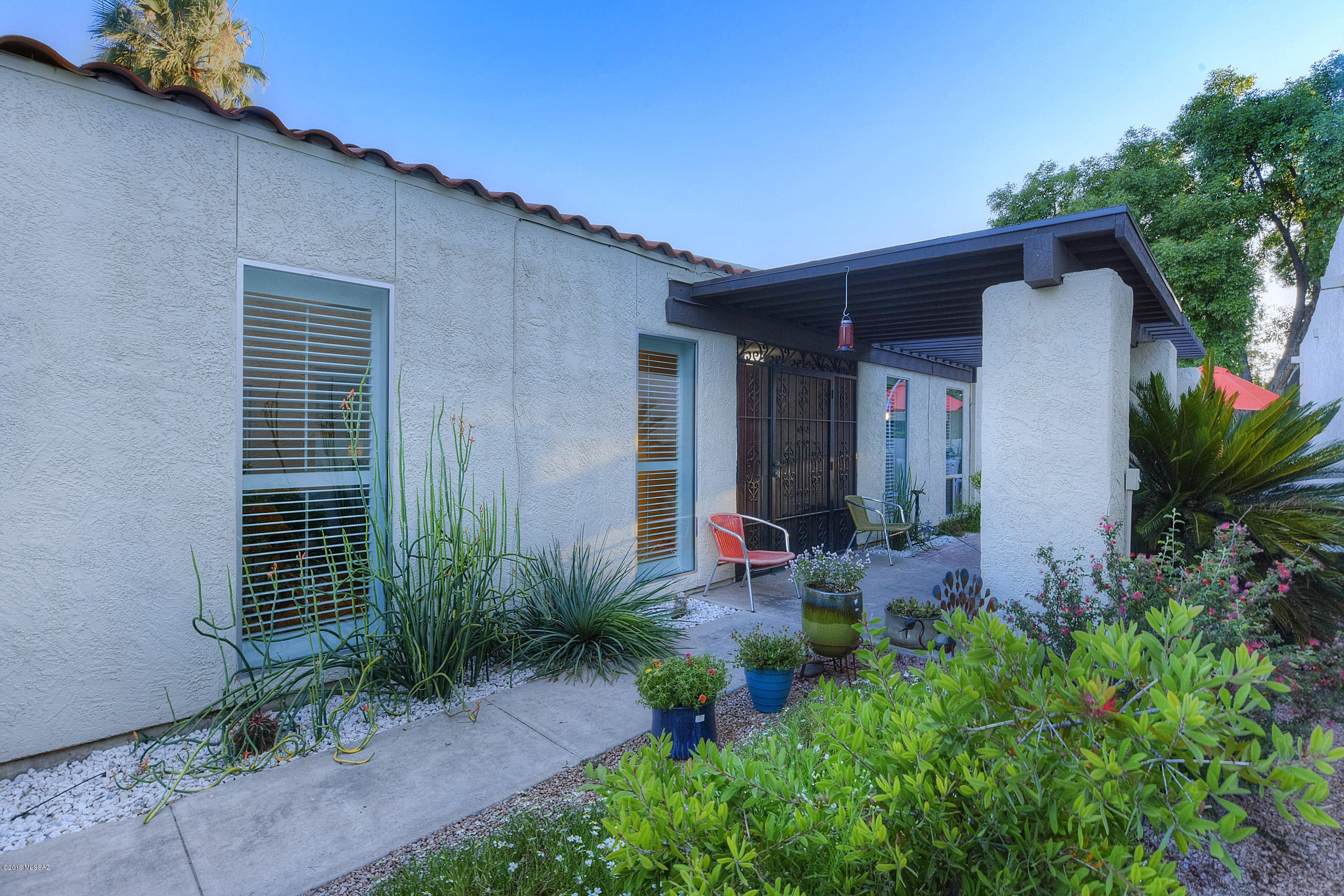 Villa Del Rio (1-148) - Residential