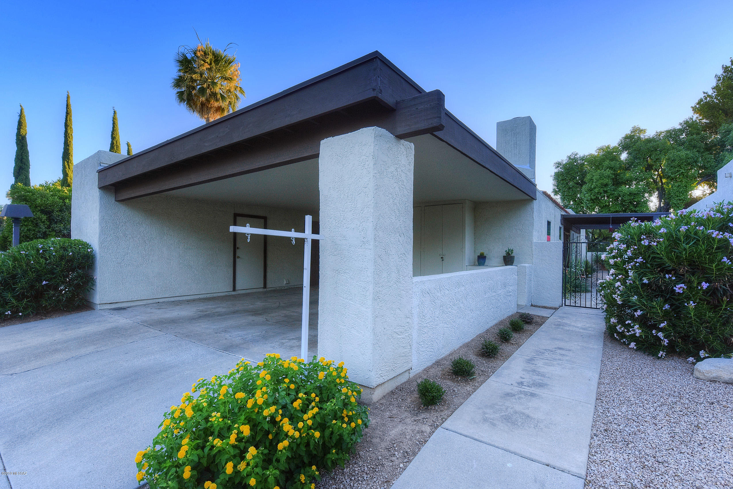Villa Del Rio (1-148) - Residential