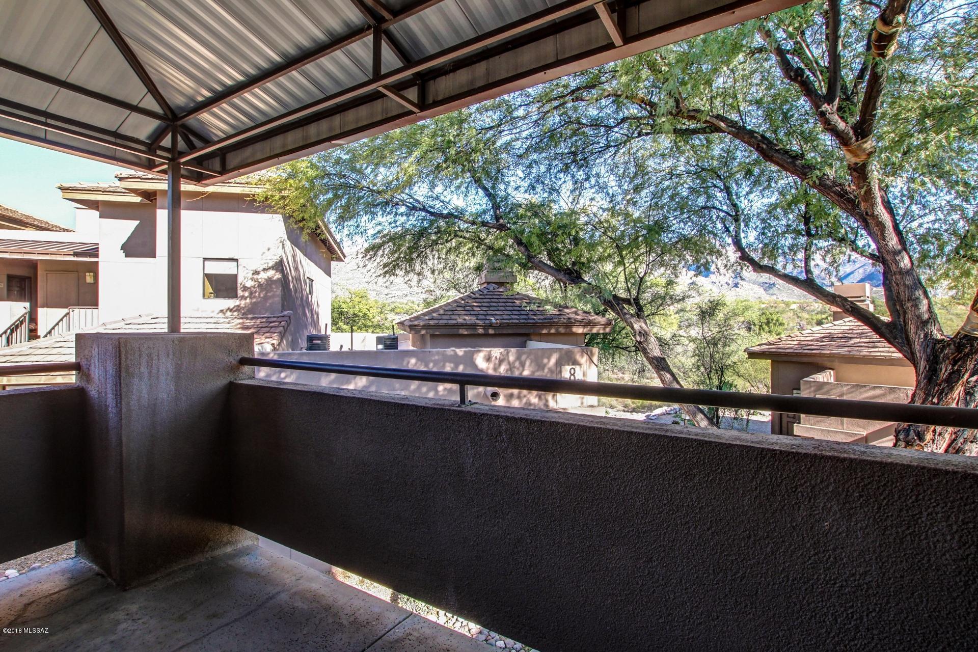 Greens at Ventana Canyon - Residential